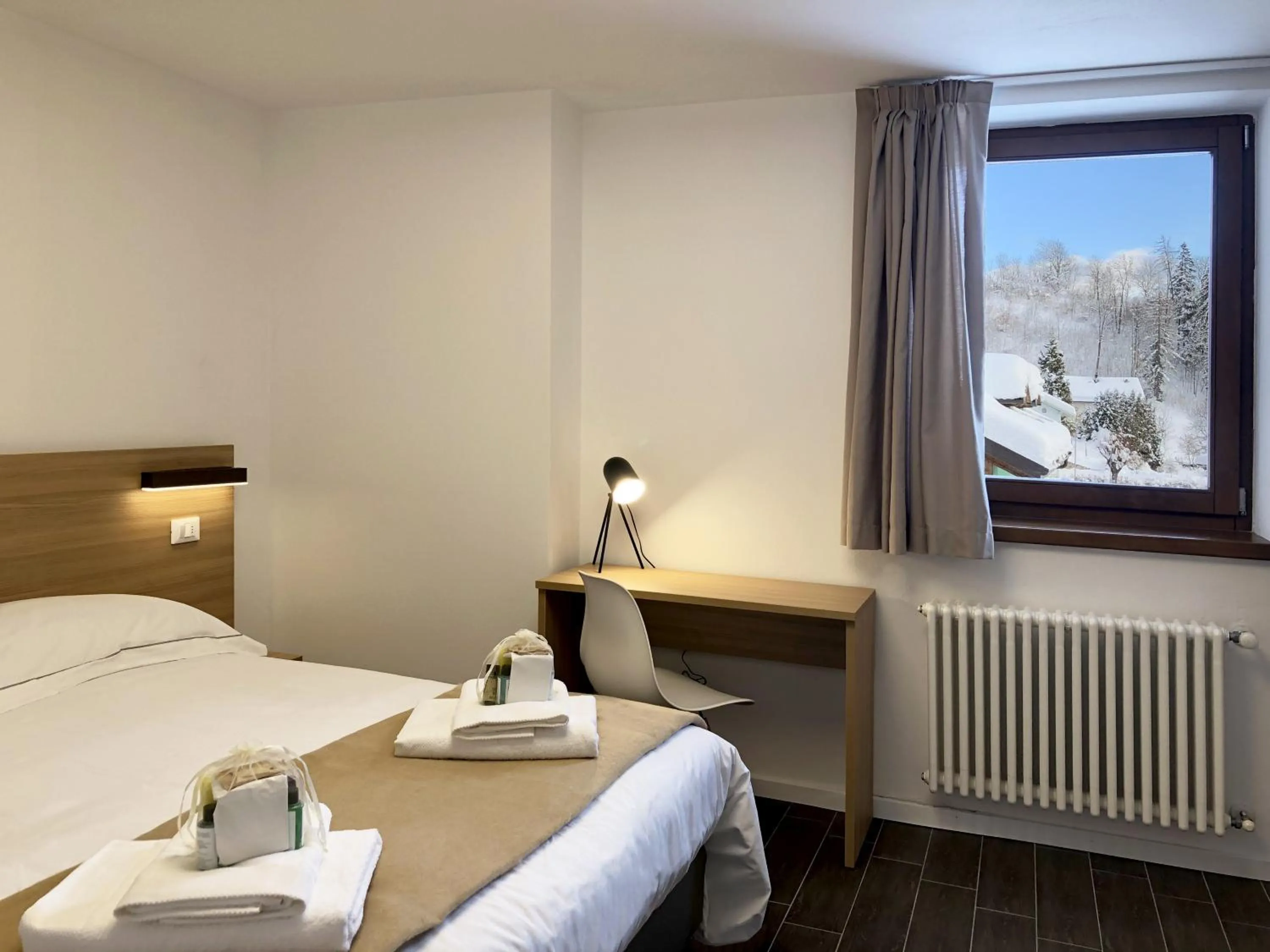 Bed in Residence Aurora