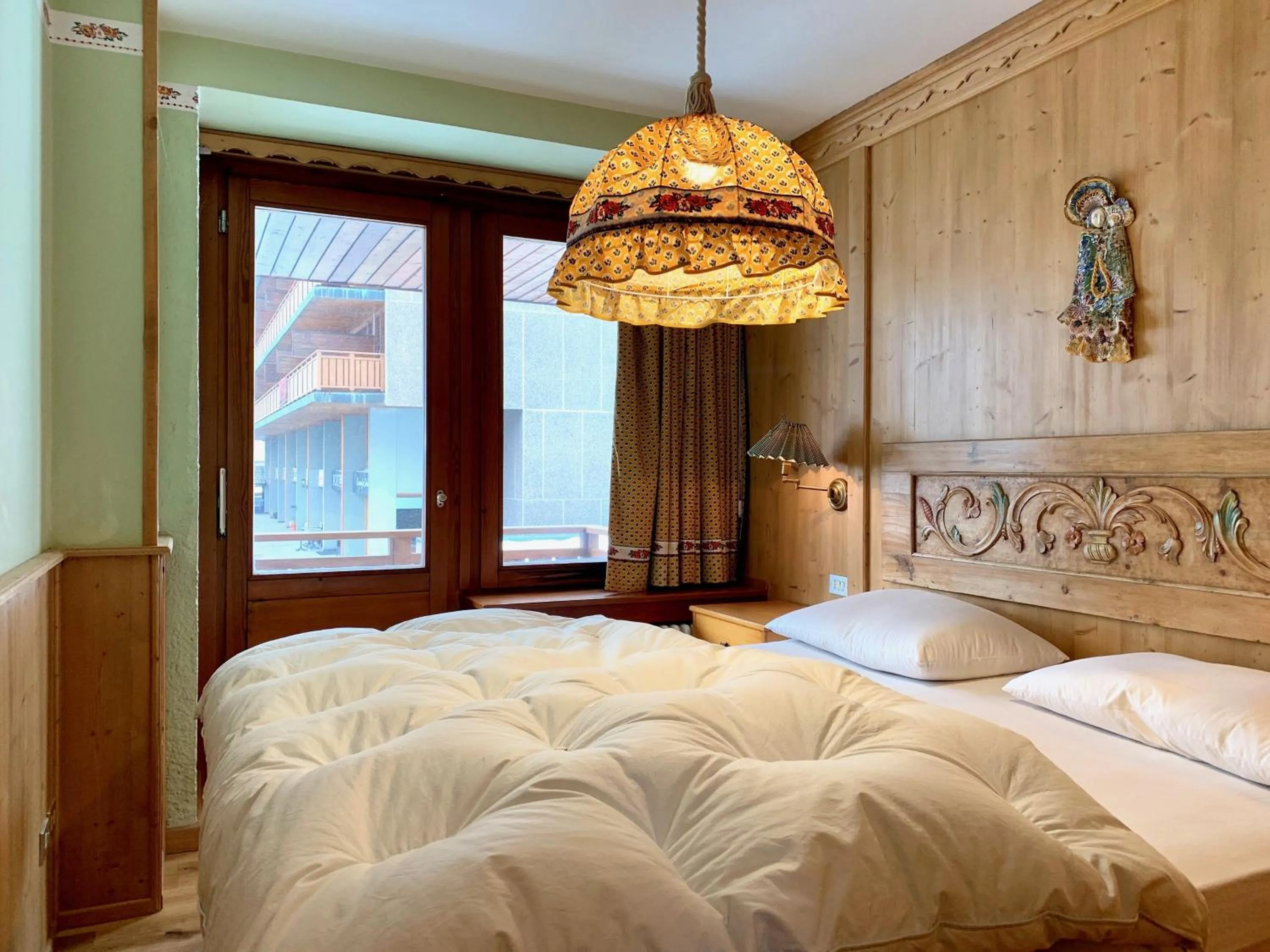 Bedroom, Bed in Trilocale Rainalter