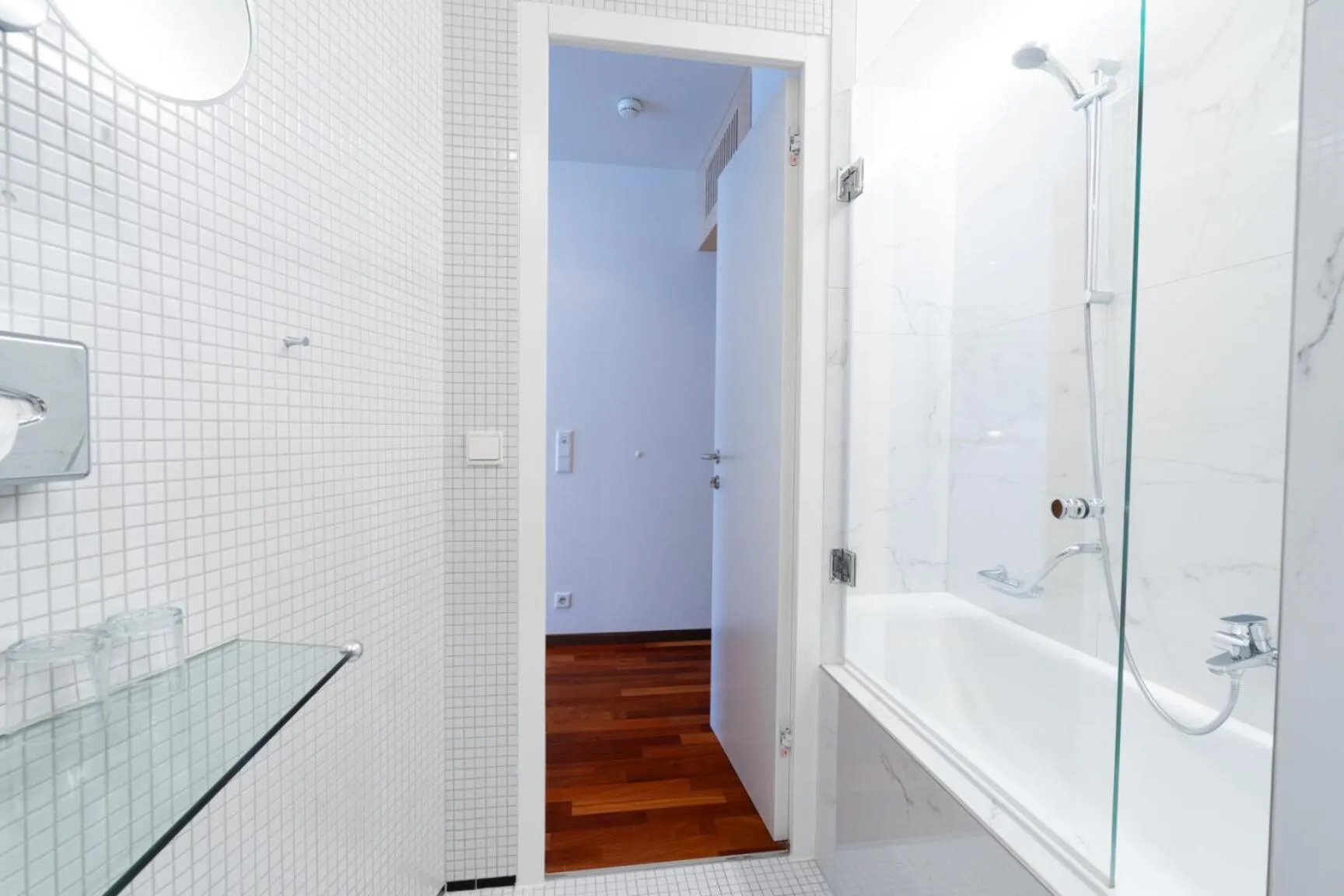 Bathroom in Vienna House by Wyndham Martinspark Dornbirn