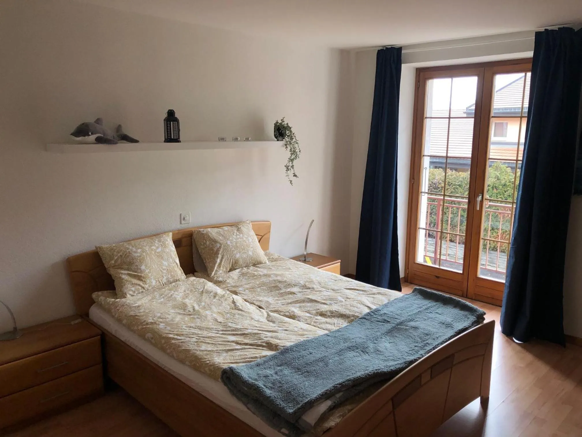 Photo of the whole room, Bed in Auberge Les Rangs