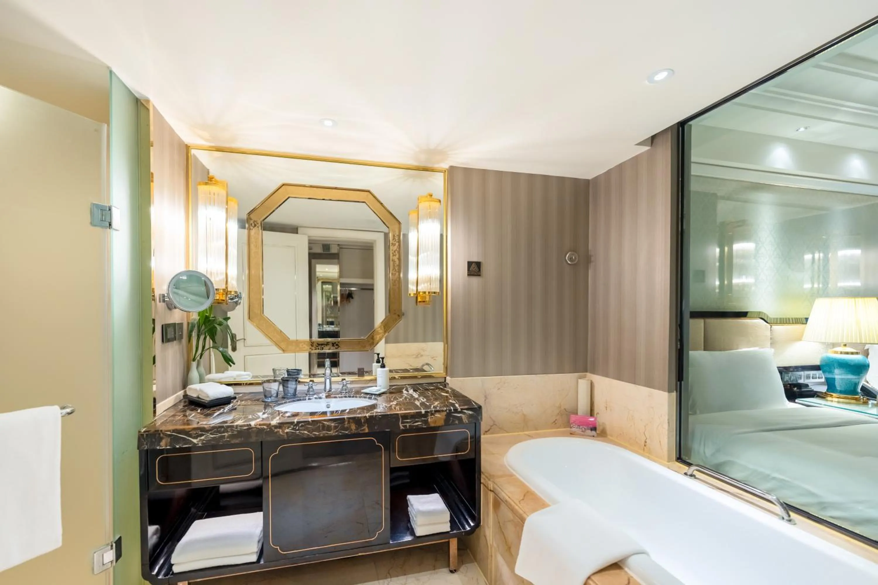 Bathroom, Bed in InterContinental Chengdu Global Center by IHG