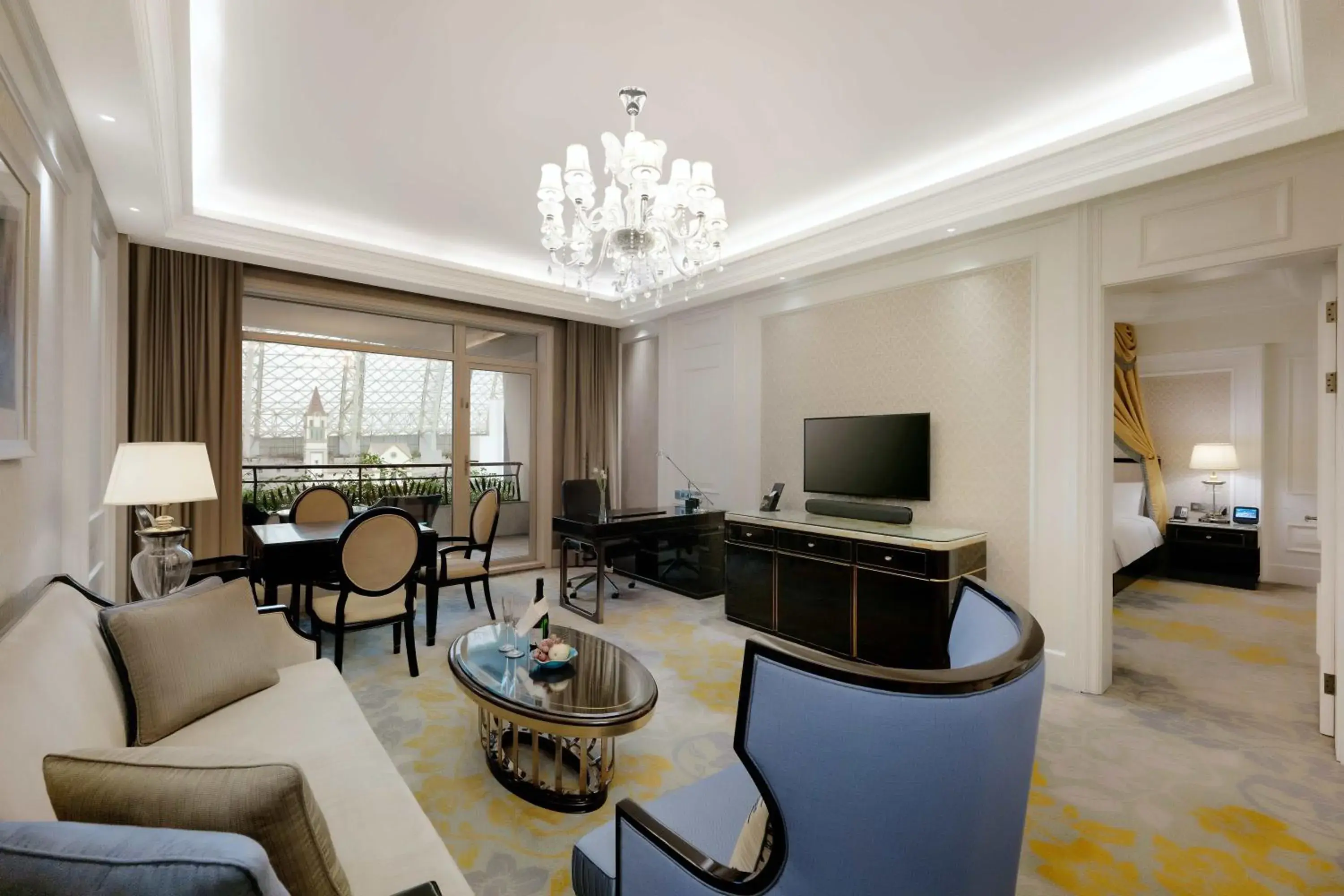 Property building in InterContinental Chengdu Global Center by IHG Property building in InterContinental Chengdu Global Center by IHG