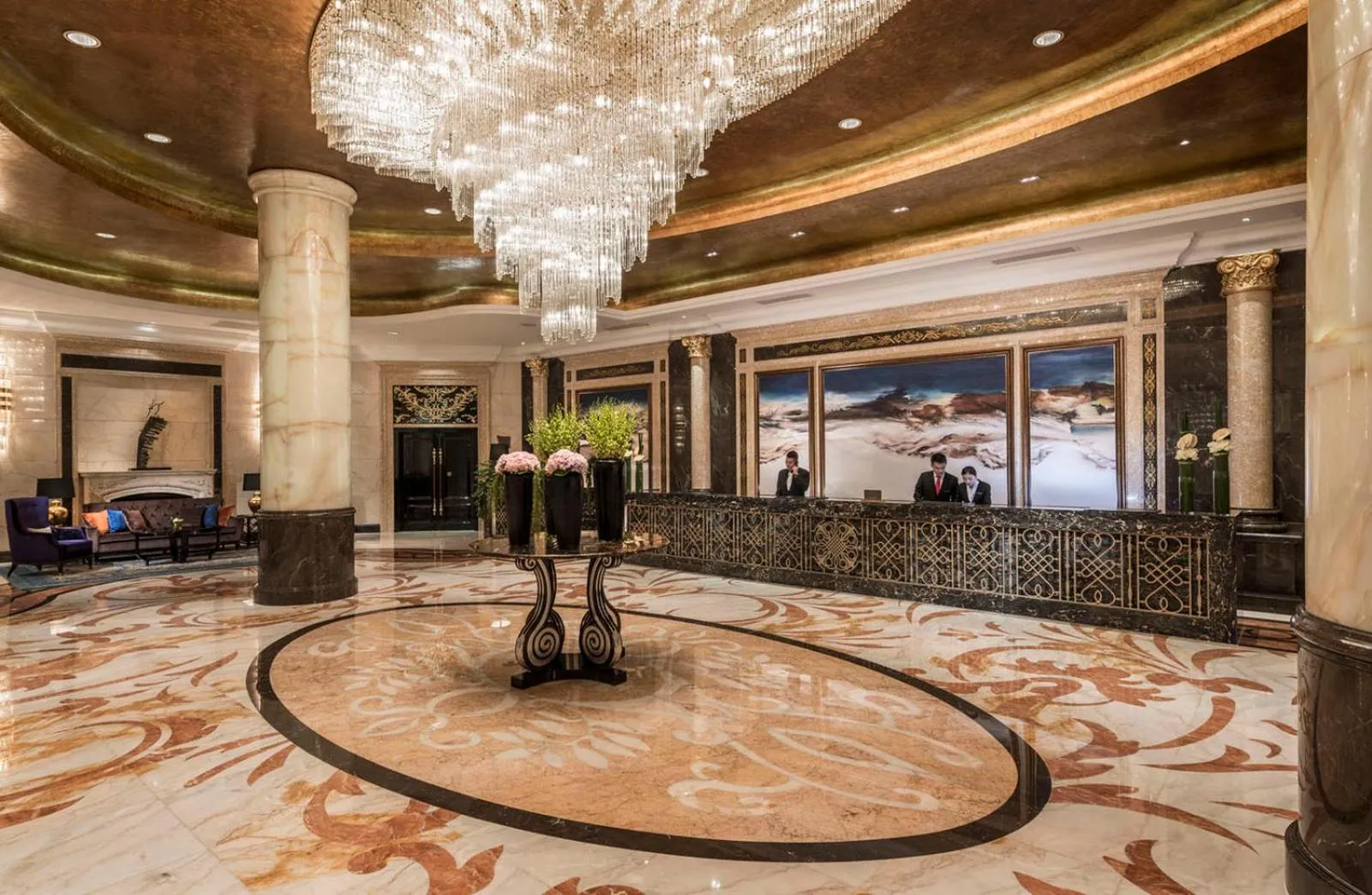 Lobby or reception in InterContinental Chengdu Global Center by IHG