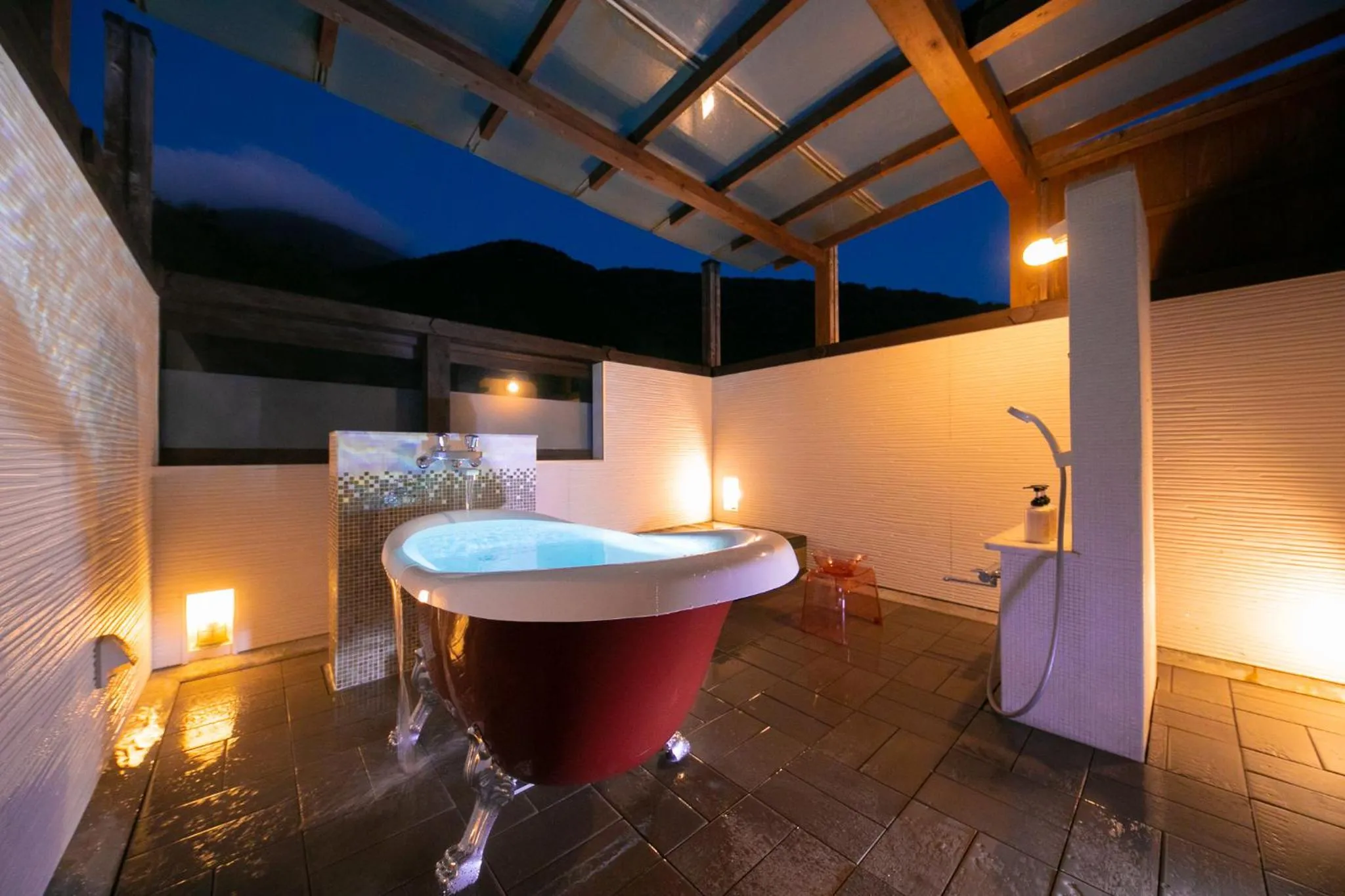 Photo of the whole room in Yufuin Hoteiya