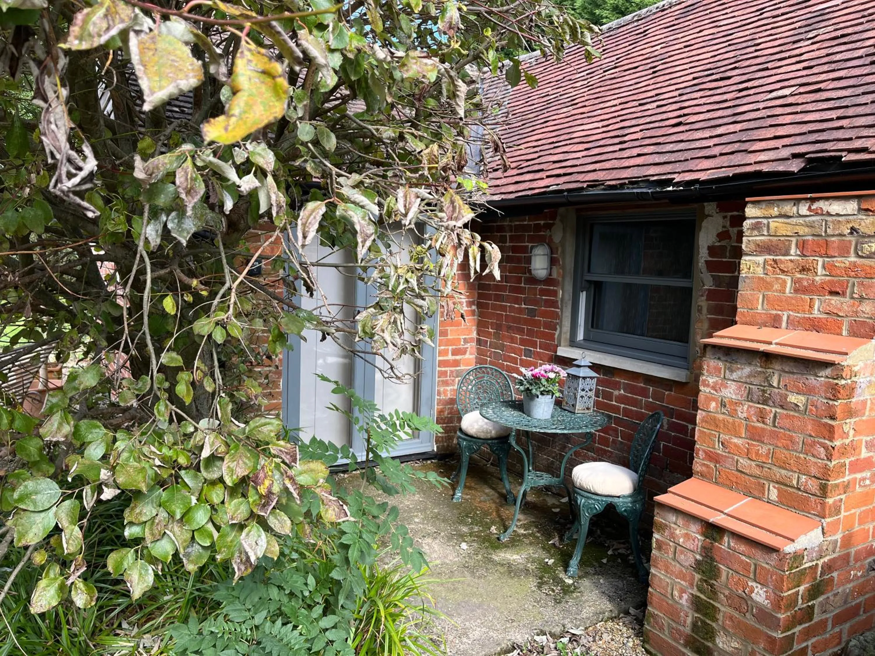 Patio in Street Farmhouse