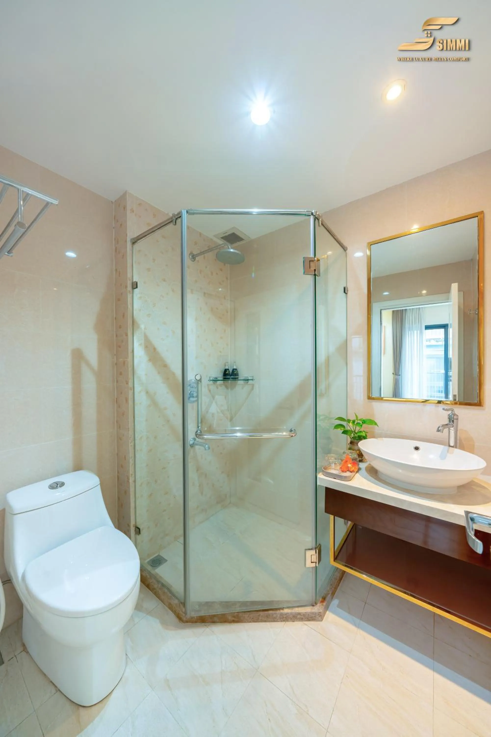 Toilet in Simmi 6 Hotel & Apartment