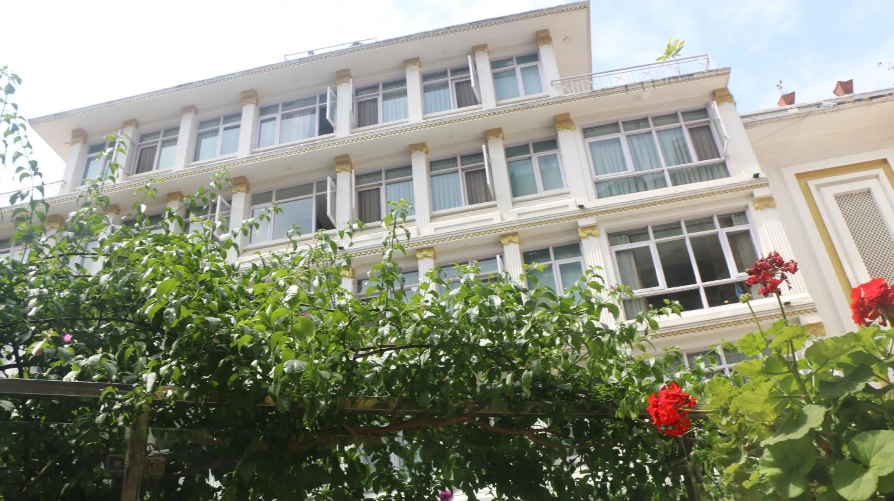 Property building in Durbar Hotel & Residence