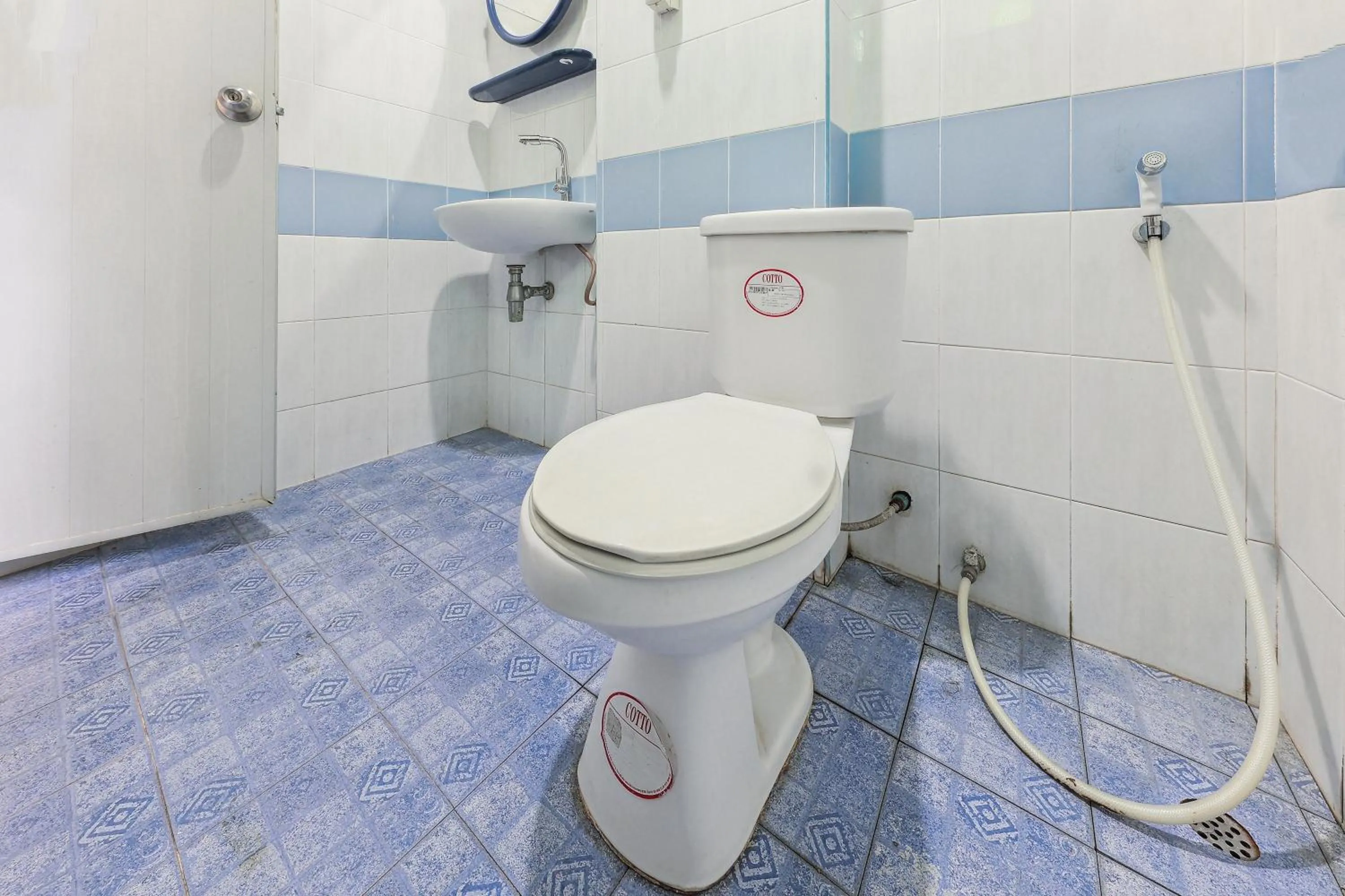 Bathroom in View Mansion