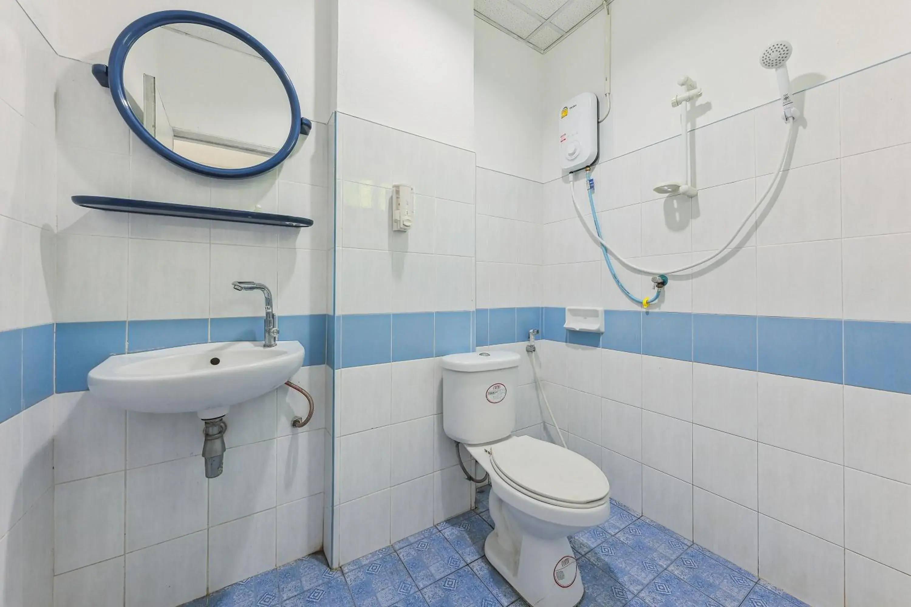 Bathroom in View Mansion Bathroom in View Mansion