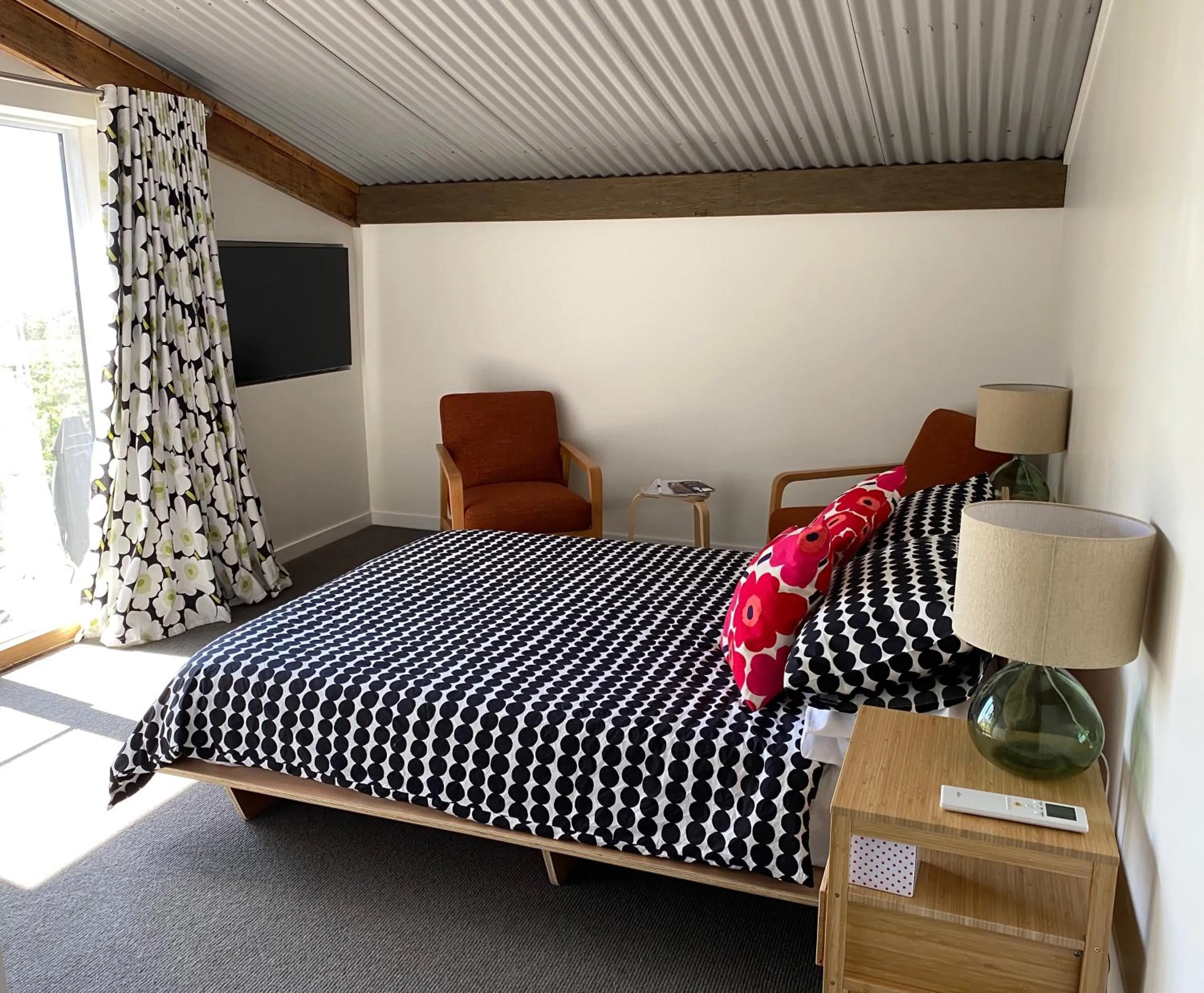 Bedroom, Bed in The Zin Loft