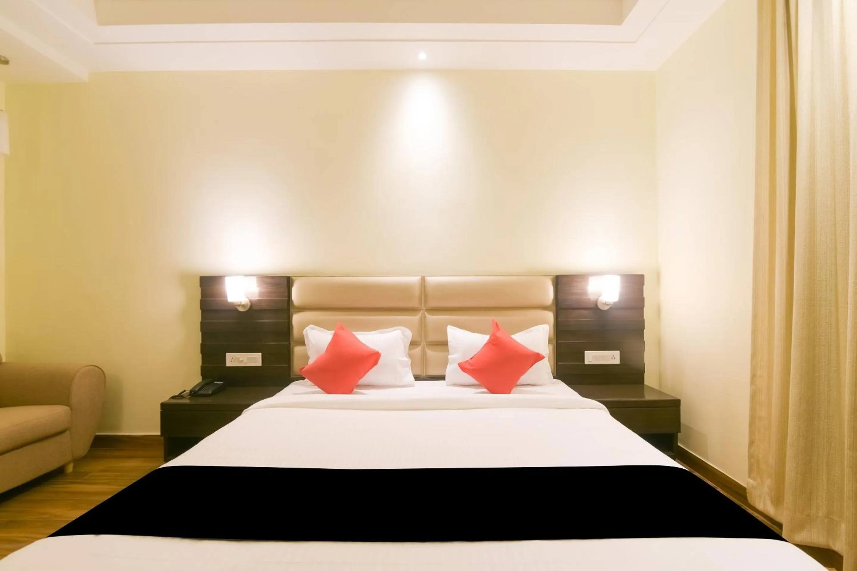 Bedroom, Bed in Super Collection O Starlight