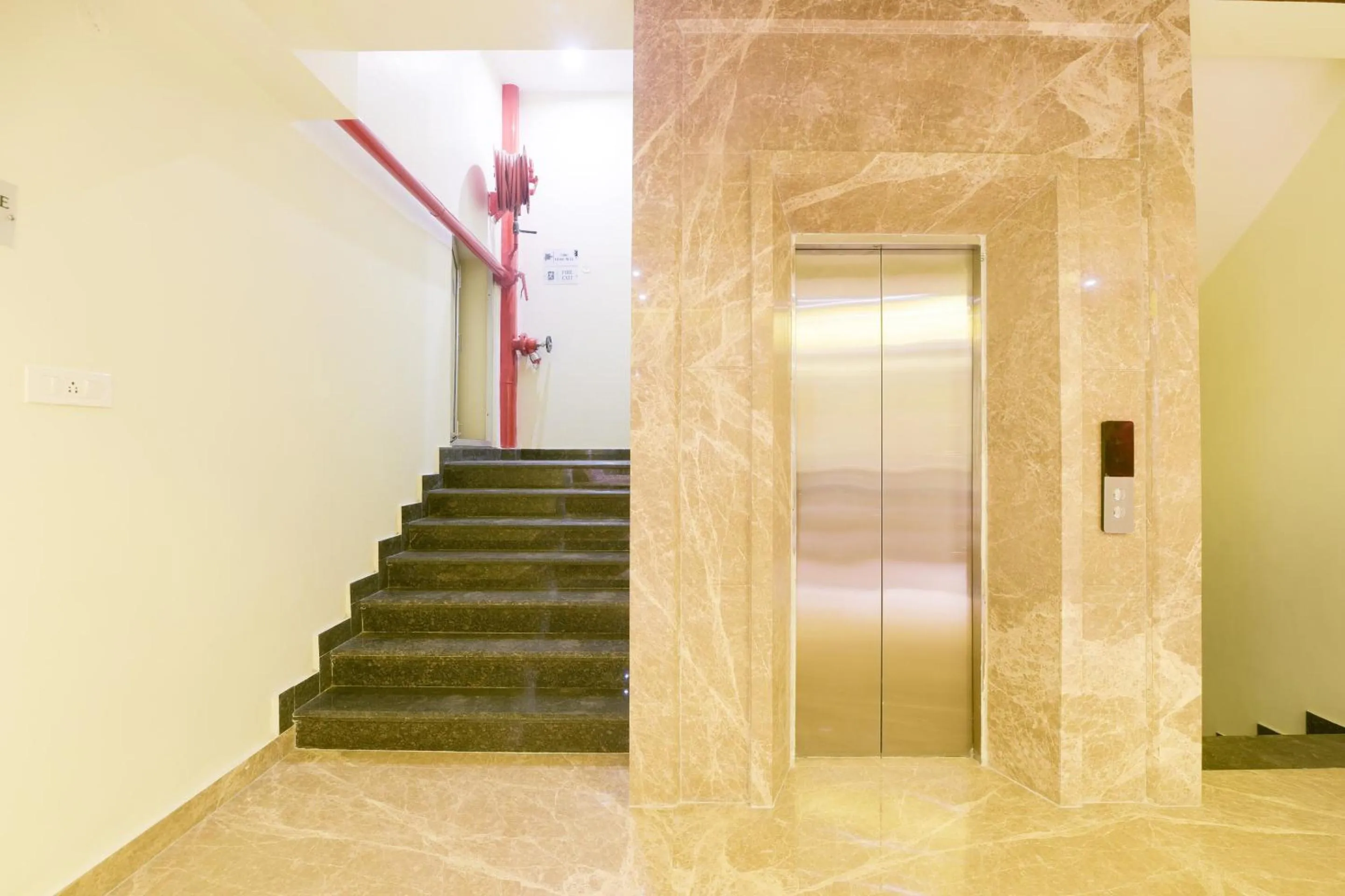 Facade/entrance in Super Collection O Starlight