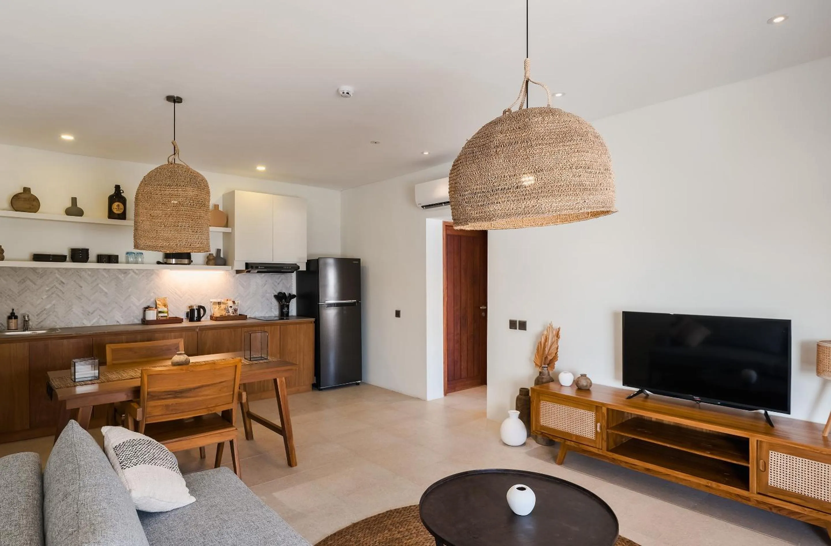 Kitchen or kitchenette in Amber Lombok Beach Resort