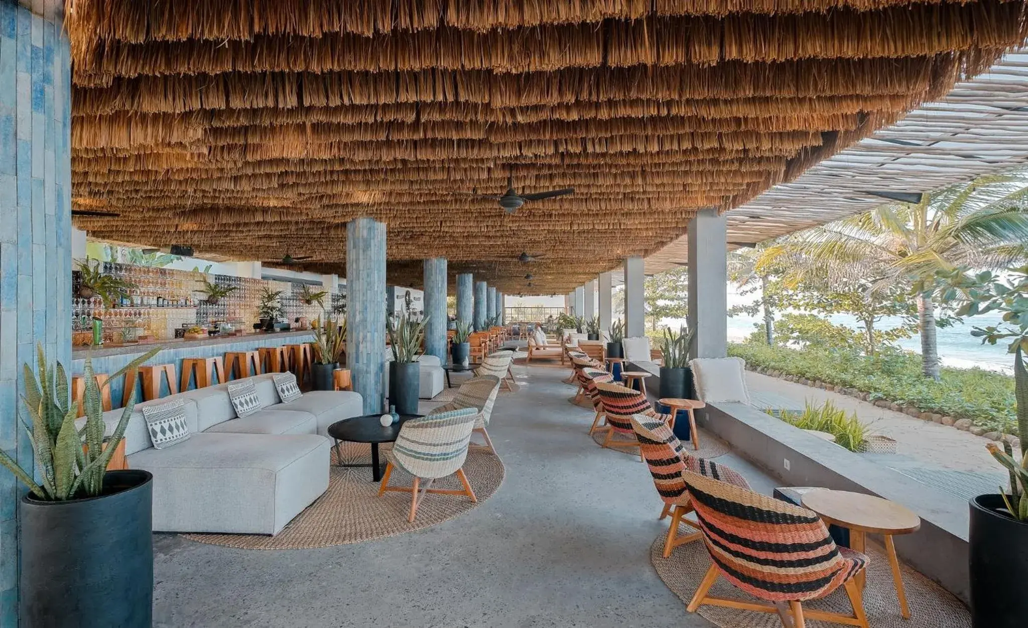 Restaurant/places to eat in Amber Lombok Beach Resort Restaurant/places to eat in Amber Lombok Beach Resort