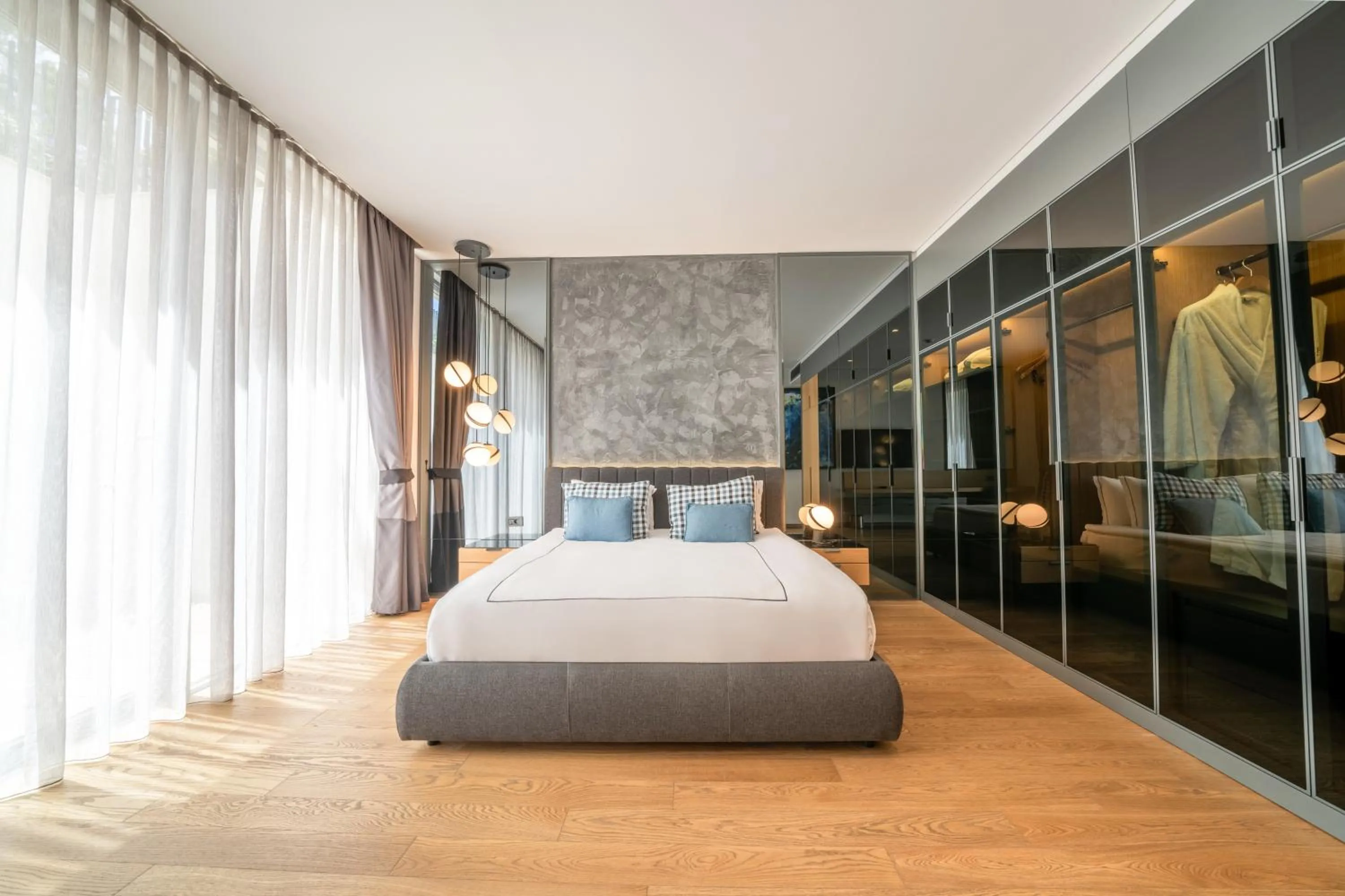 Bed in The Norm Collection Door'a Bodrum