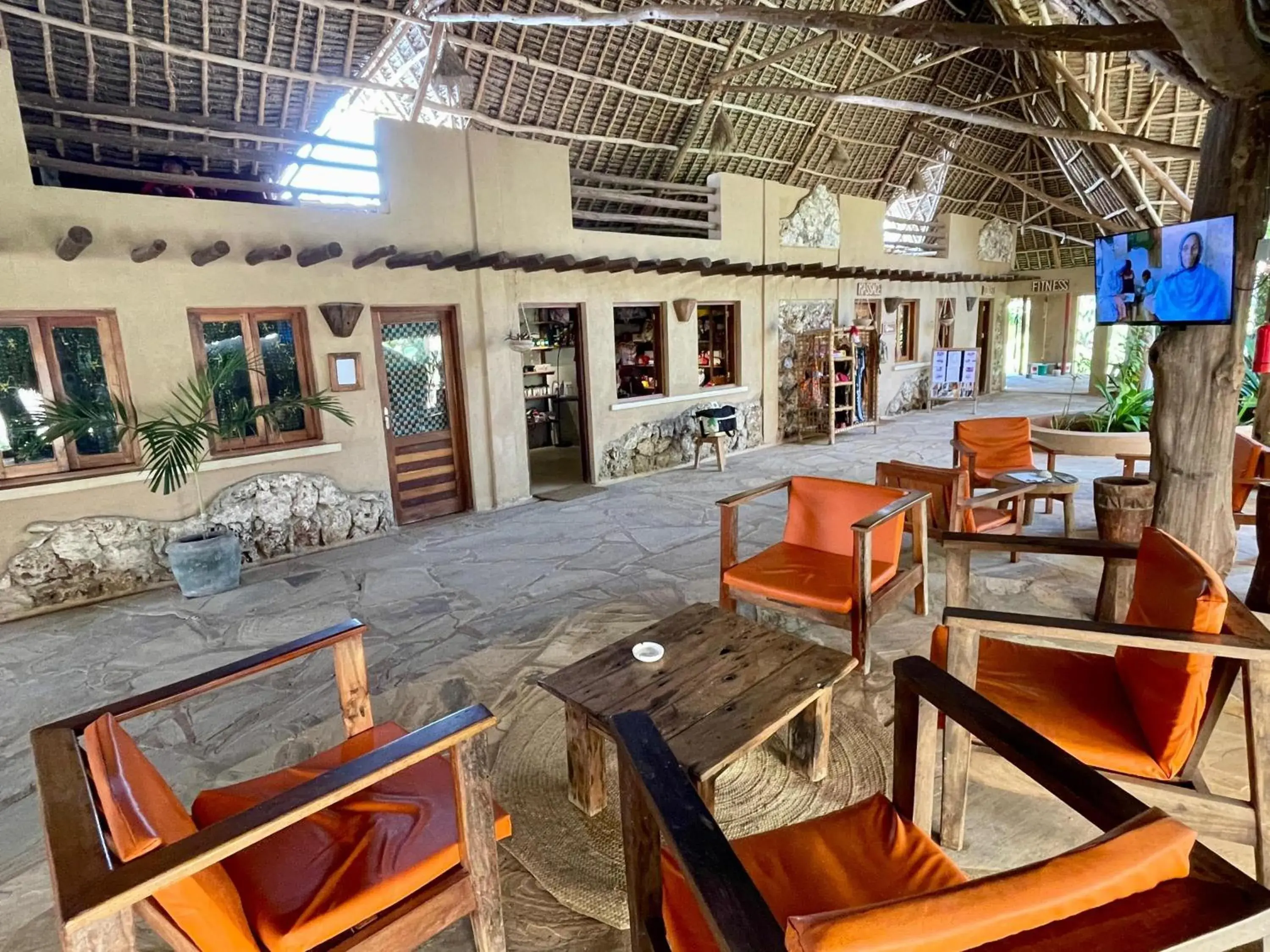 Restaurant/places to eat in Lapili Residence Restaurant/places to eat in Lapili Residence