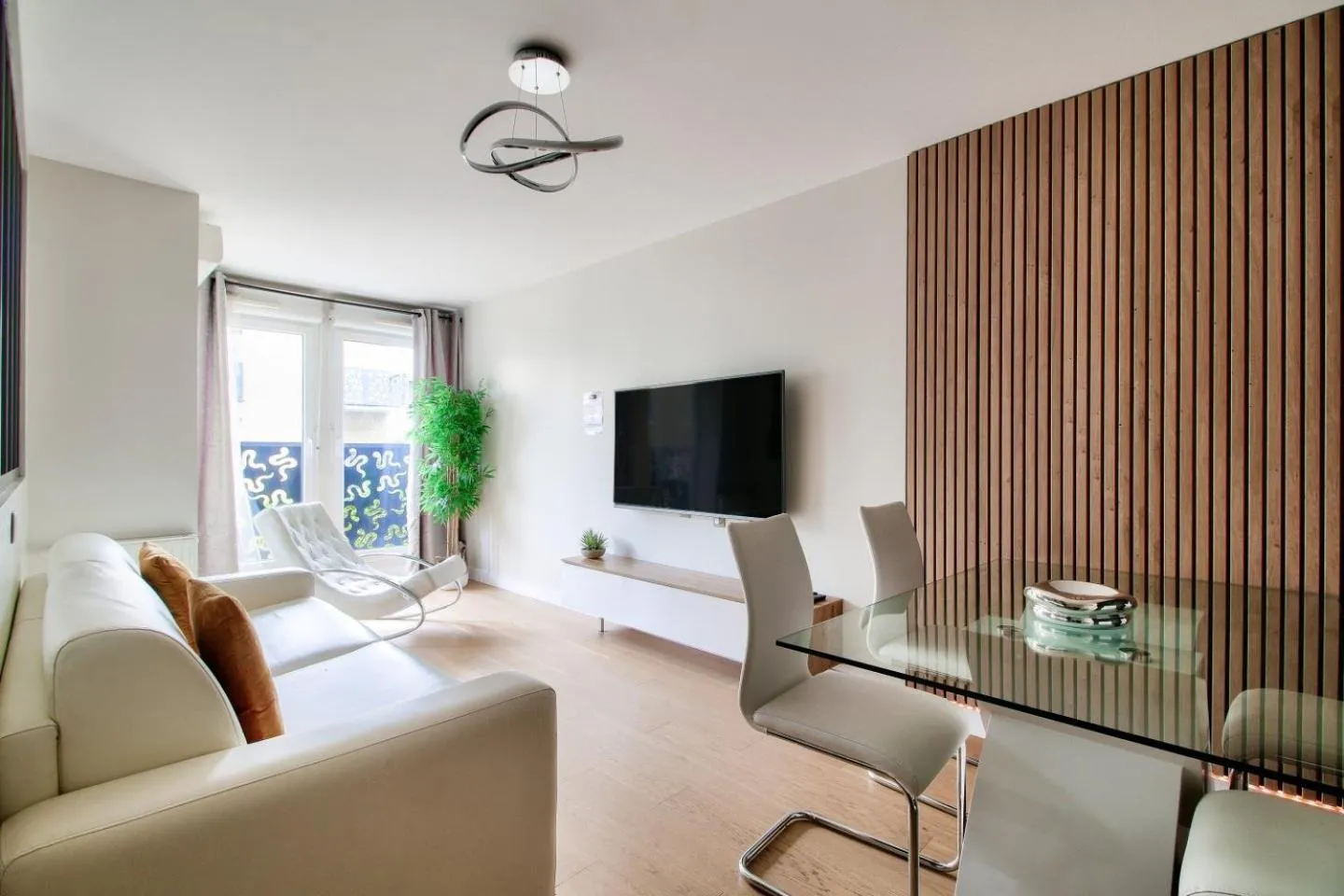 TV and multimedia in 123home - Suite & spa XL