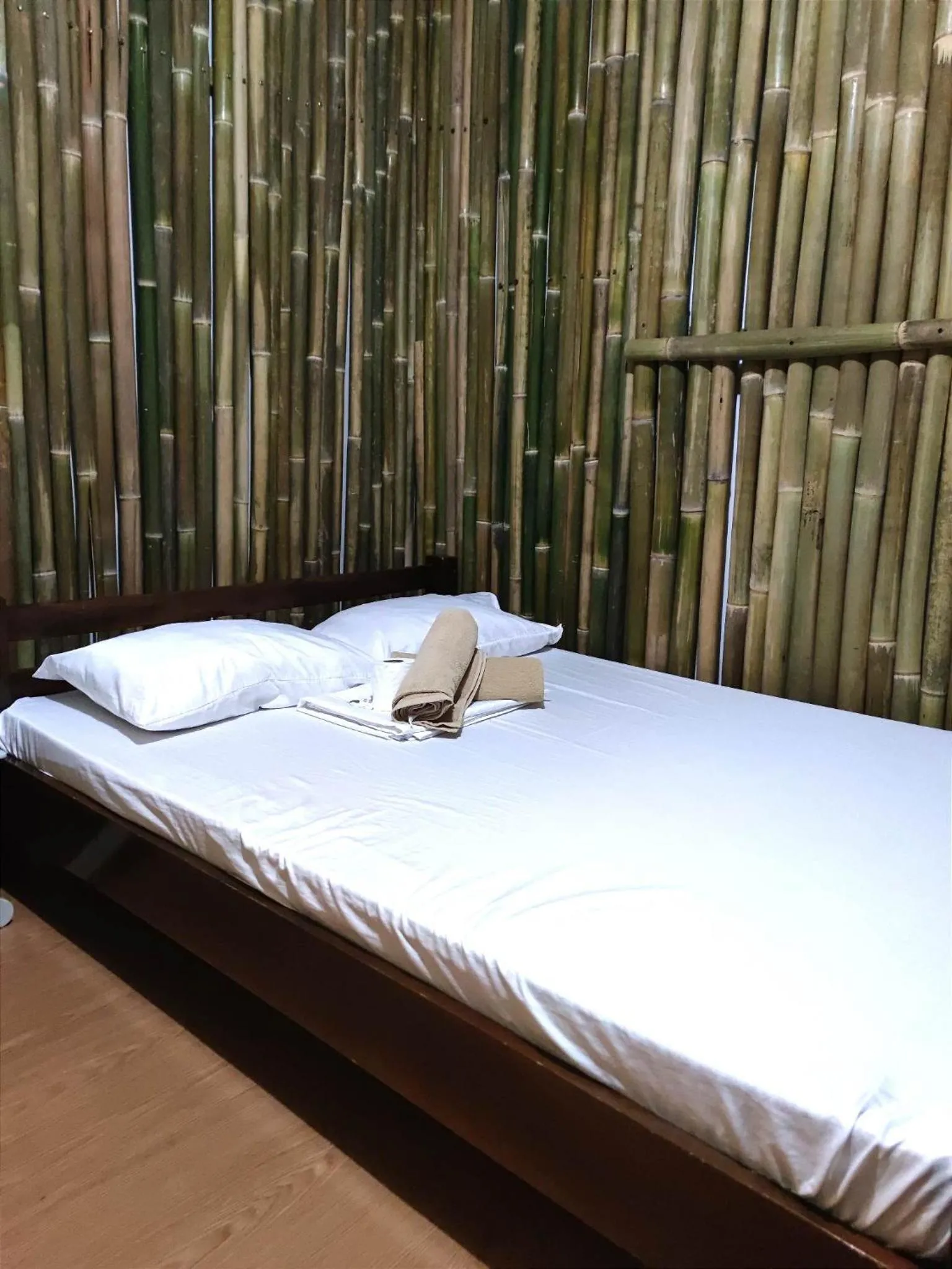 Bed in Bella's Beach Resort Apartment 8