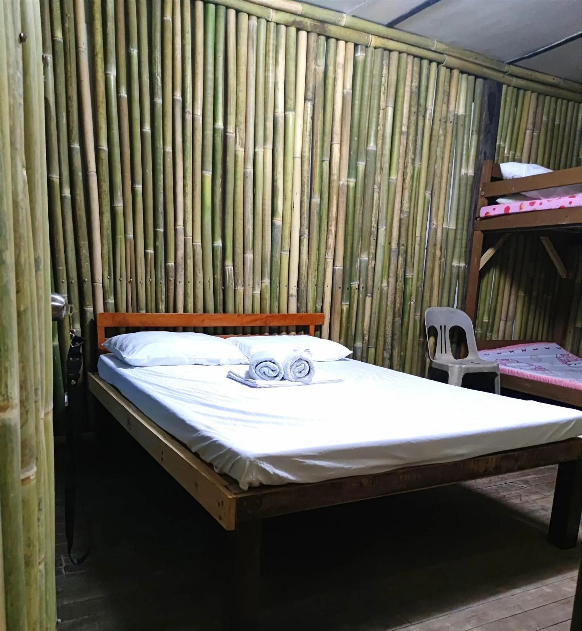 Bed in Bella's Beach Resort Apartment 8