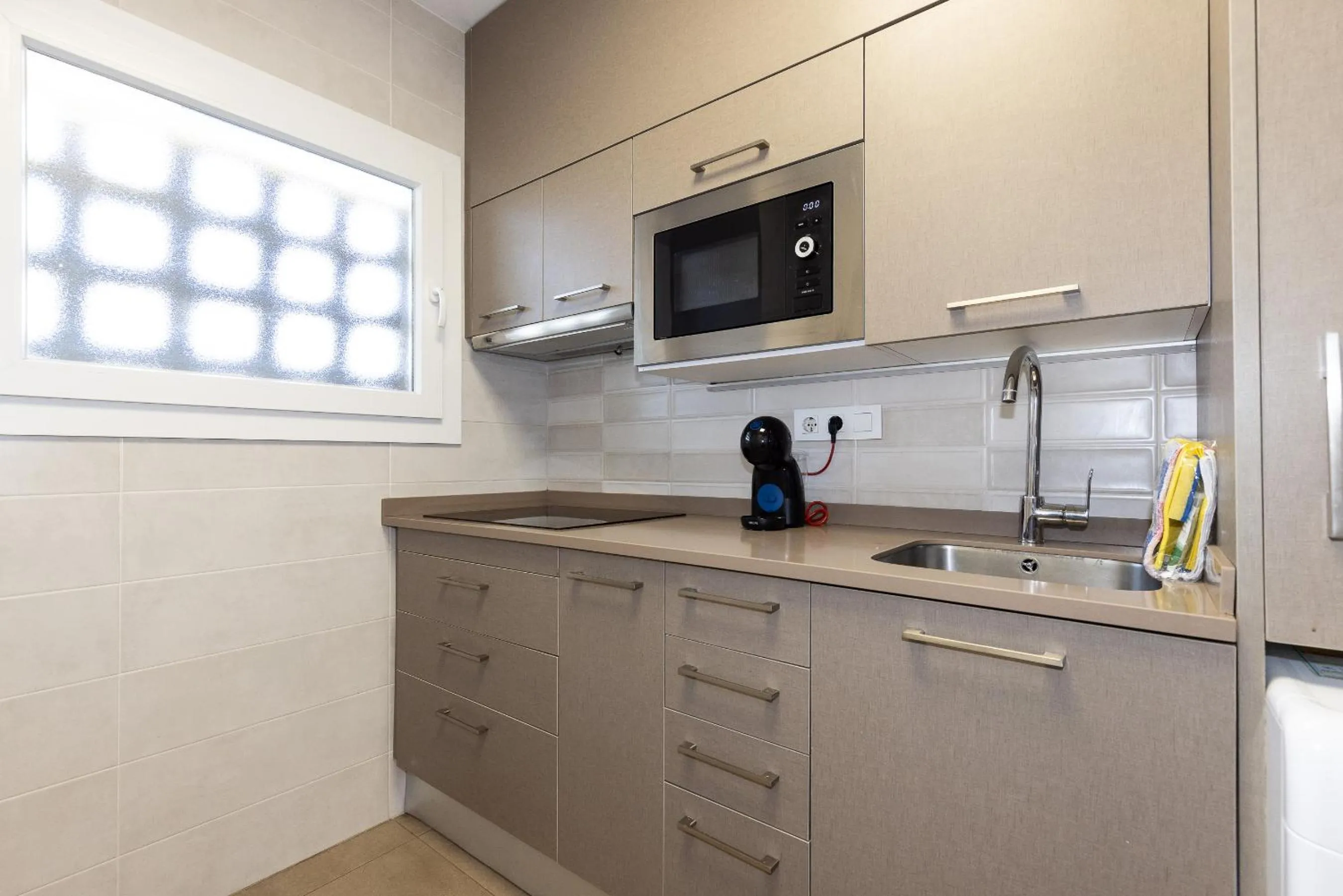 Kitchen or kitchenette in Rentalmar Murillo Plus