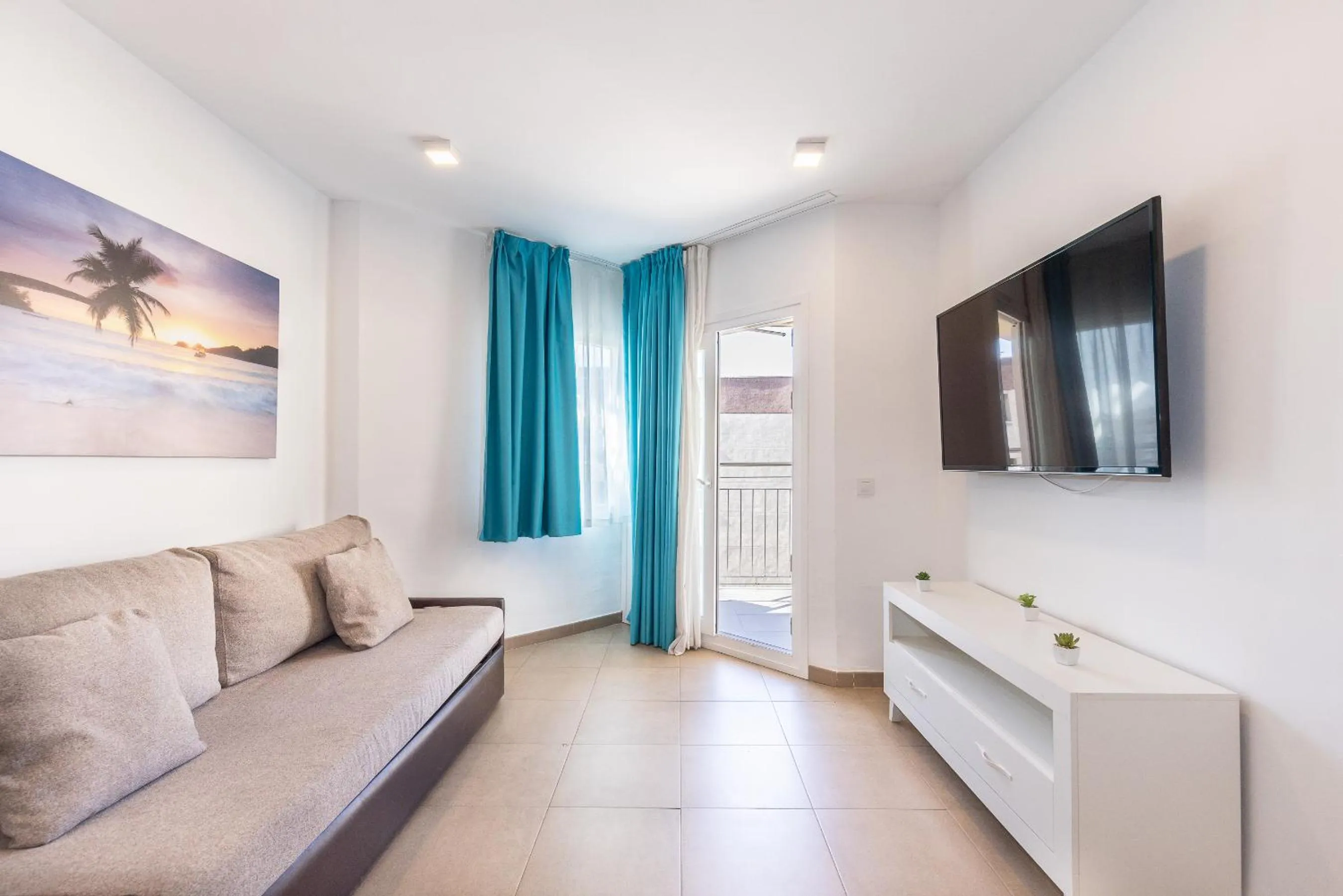 TV and multimedia in Rentalmar Murillo Plus