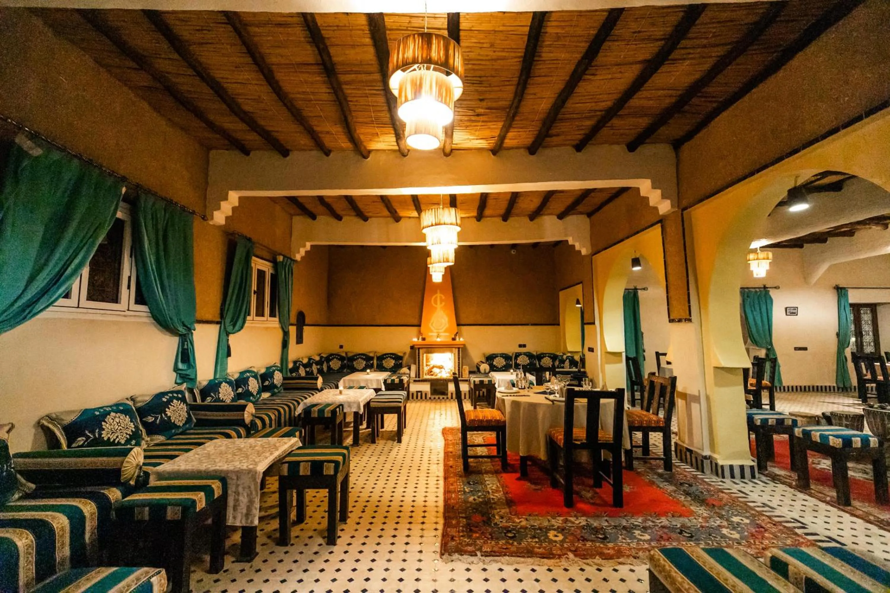 Restaurant/places to eat in Ksar Bicha