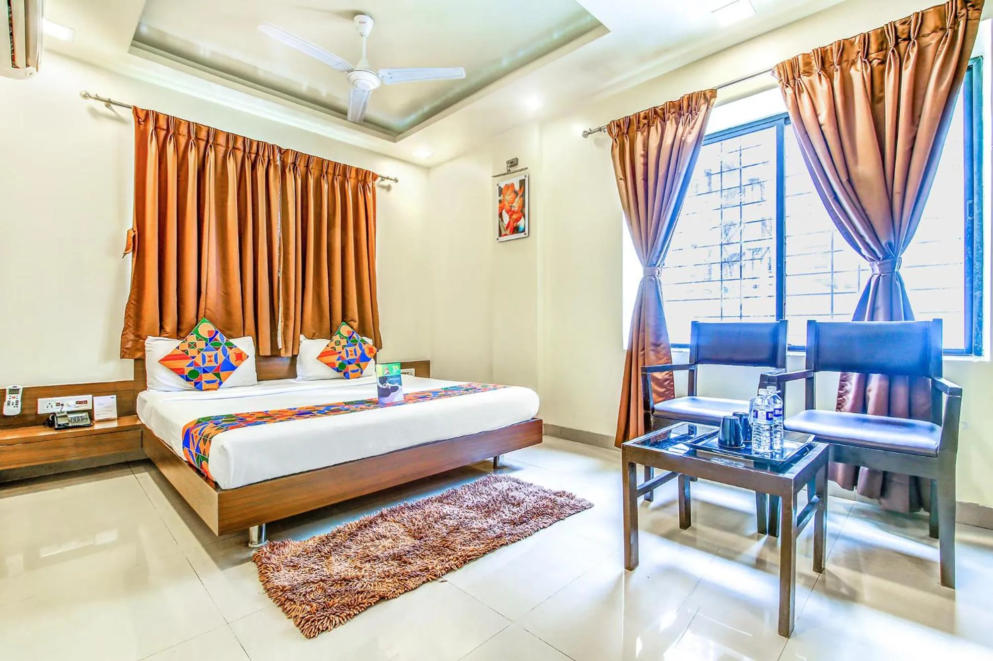 Bed in FabHotel Ranjanas - Nr humkar Chowk