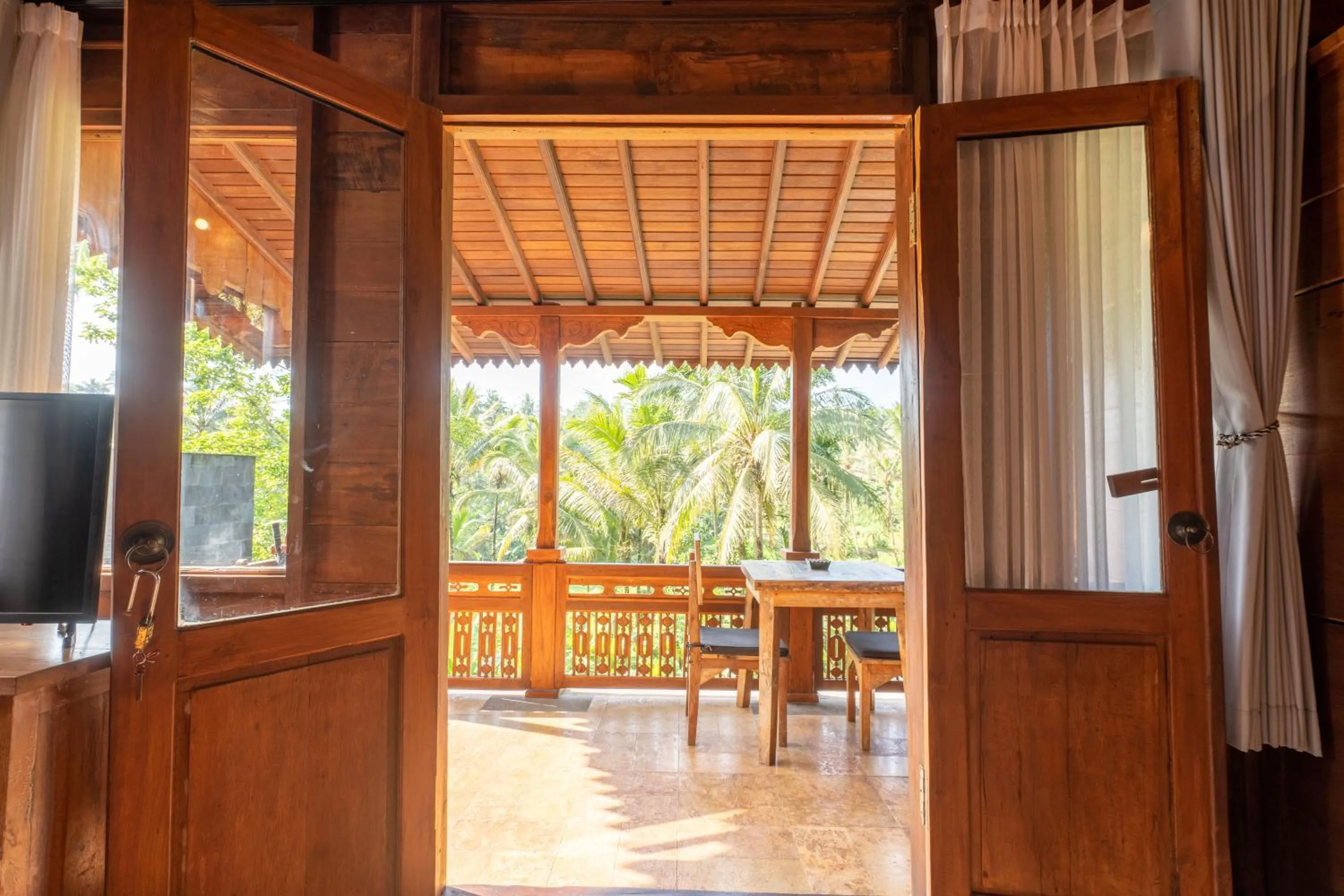 Balcony/Terrace in Sebatu Tulen Villa