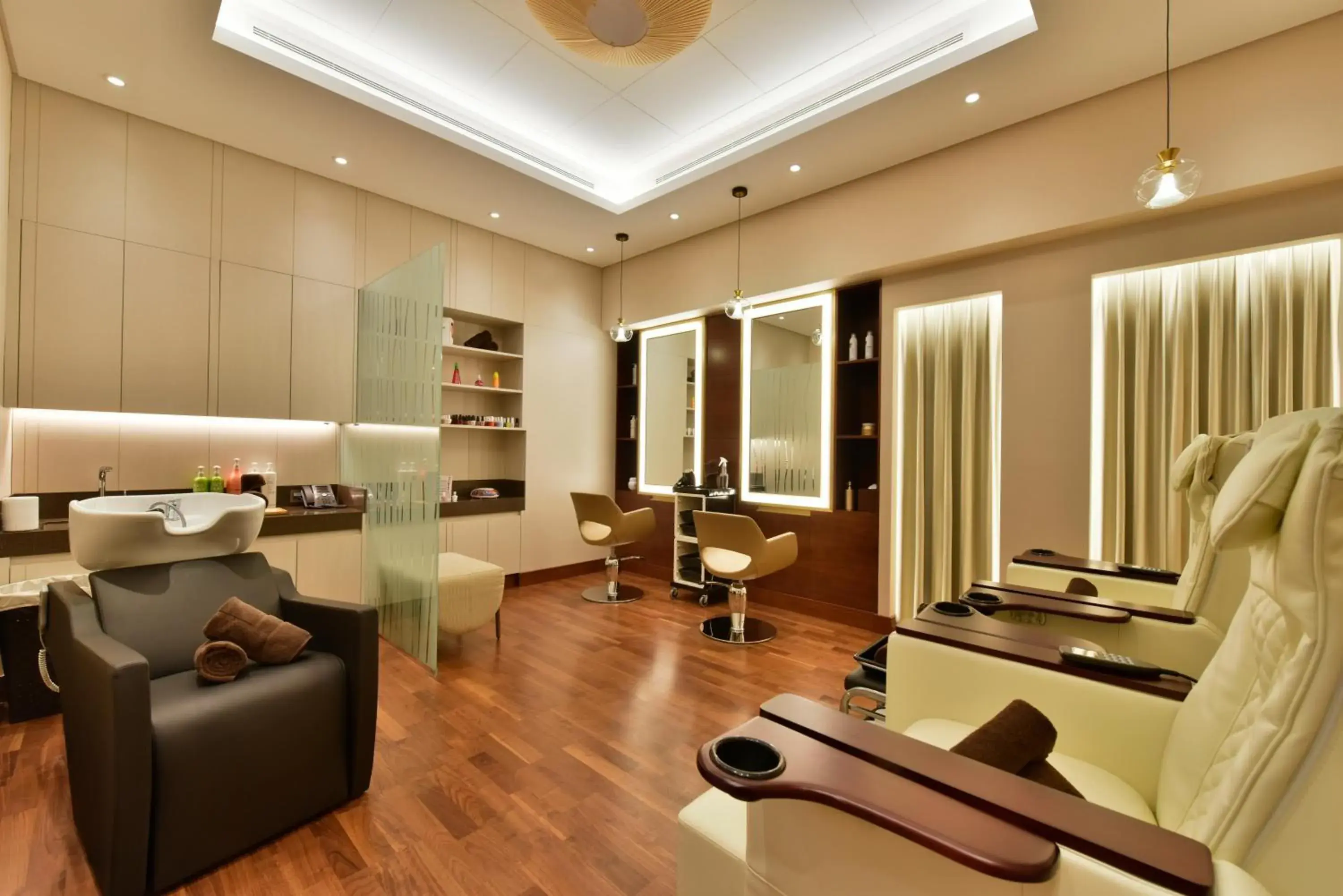 Spa and wellness centre/facilities in Bahrain Airport Hotel Airside Hotel for Transiting and Departing Passengers only Spa and wellness centre/facilities in Bahrain Airport Hotel Airside Hotel for Transiting and Departing Passengers only