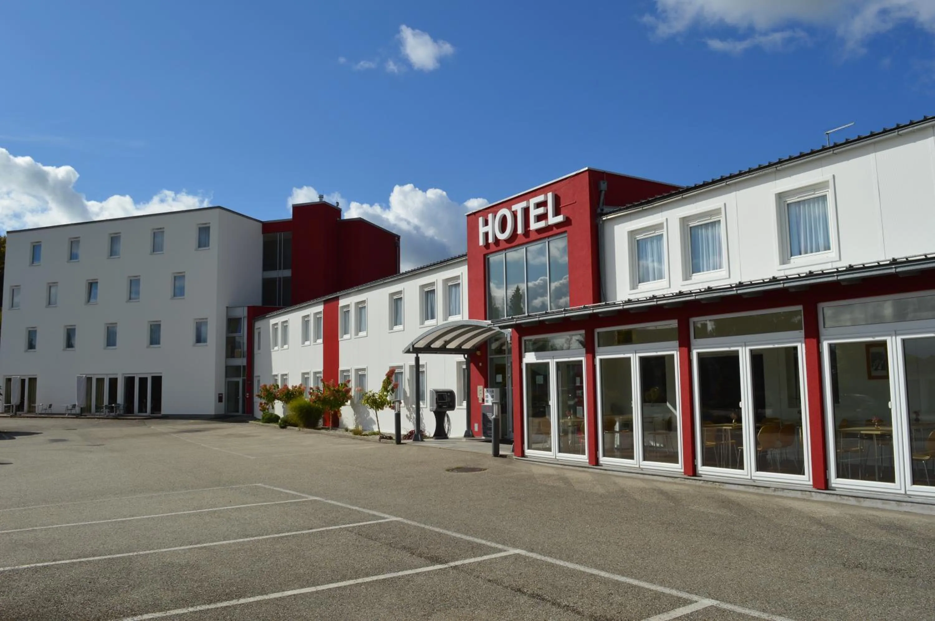 Facade/entrance in Amedia Express Sattledt, Trademark Collection by Wyndham