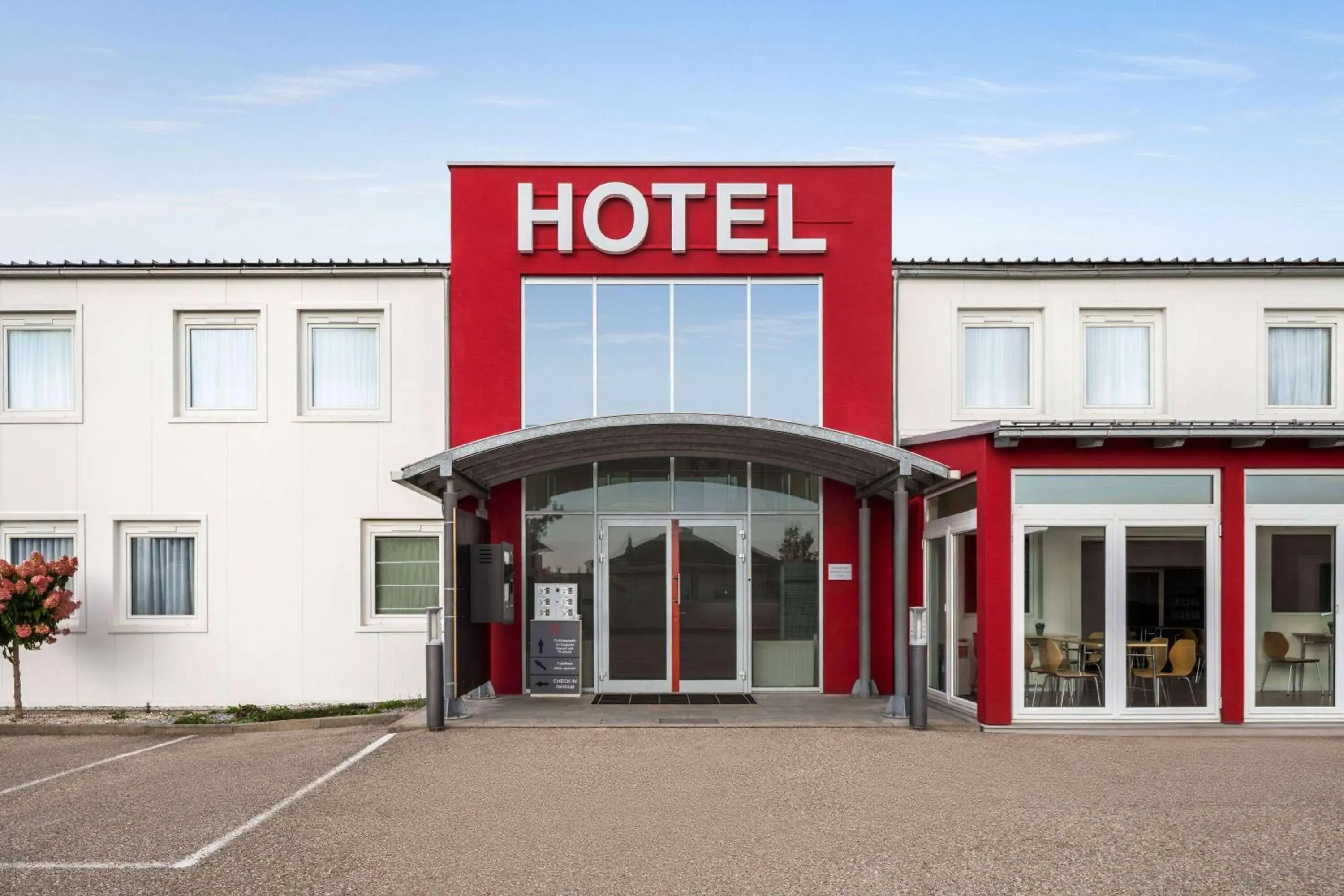 Property building in Amedia Express Sattledt, Trademark Collection by Wyndham Property building in Amedia Express Sattledt, Trademark Collection by Wyndham