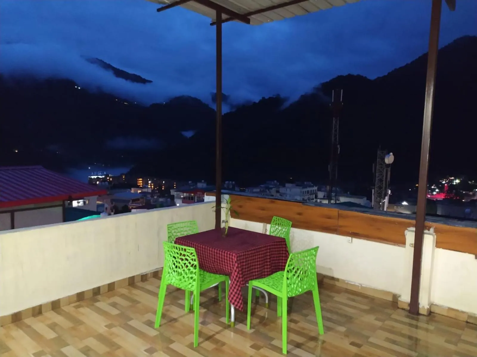 Property building in Hotel The Shivaay - Delight Inn Rishikesh