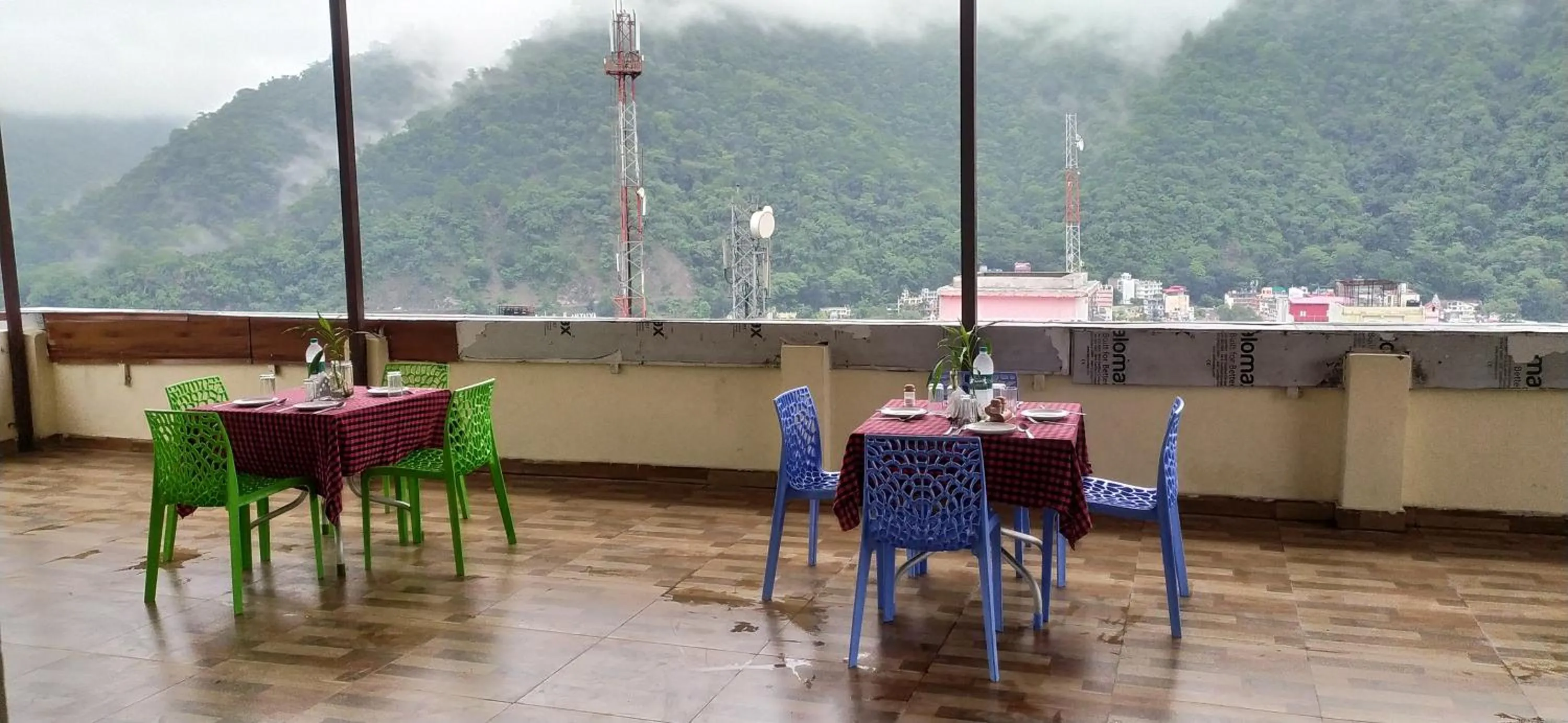Property building in Hotel The Shivaay - Delight Inn Rishikesh