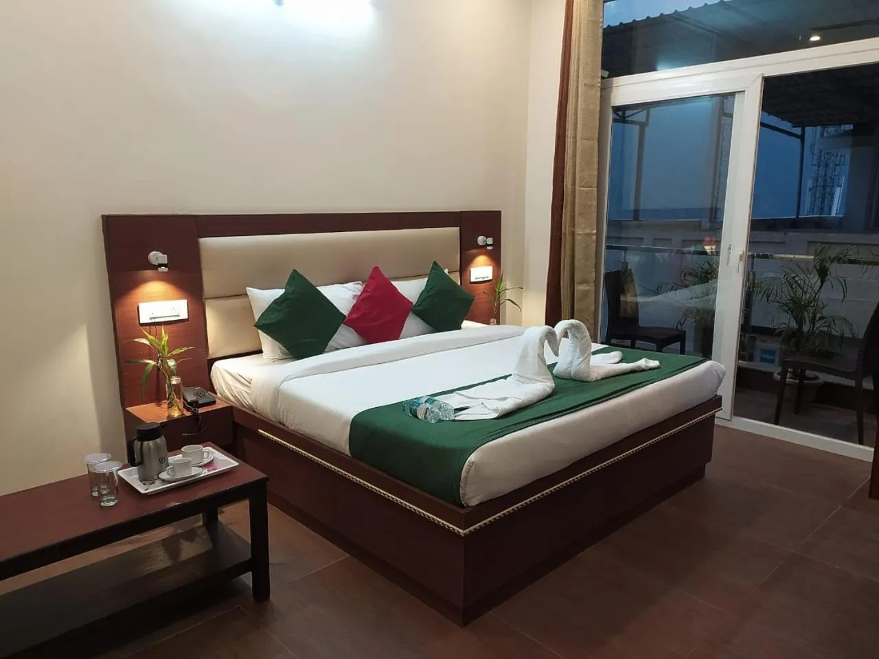 Bed in Hotel The Shivaay - Delight Inn Rishikesh