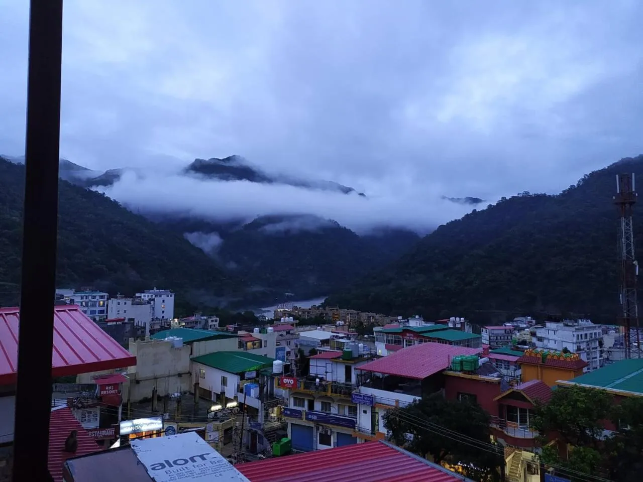 Mountain view in Hotel The Shivaay - Delight Inn Rishikesh