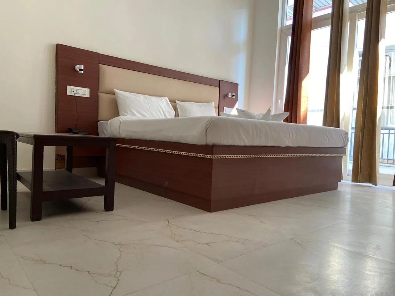 Bed in Hotel The Shivaay - Delight Inn Rishikesh