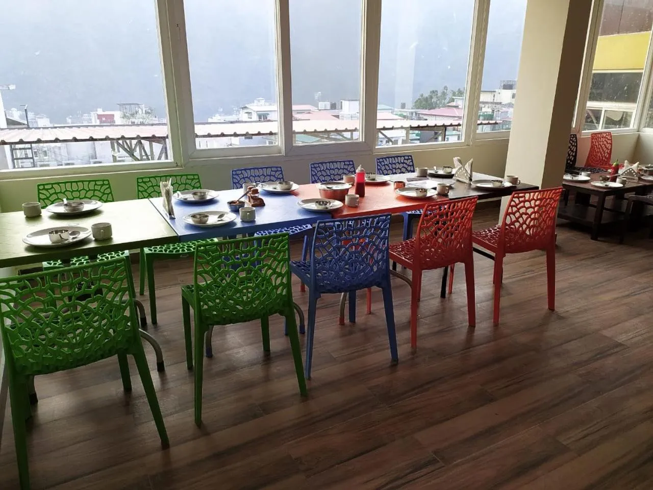 Restaurant/places to eat in Hotel The Shivaay - Delight Inn Rishikesh