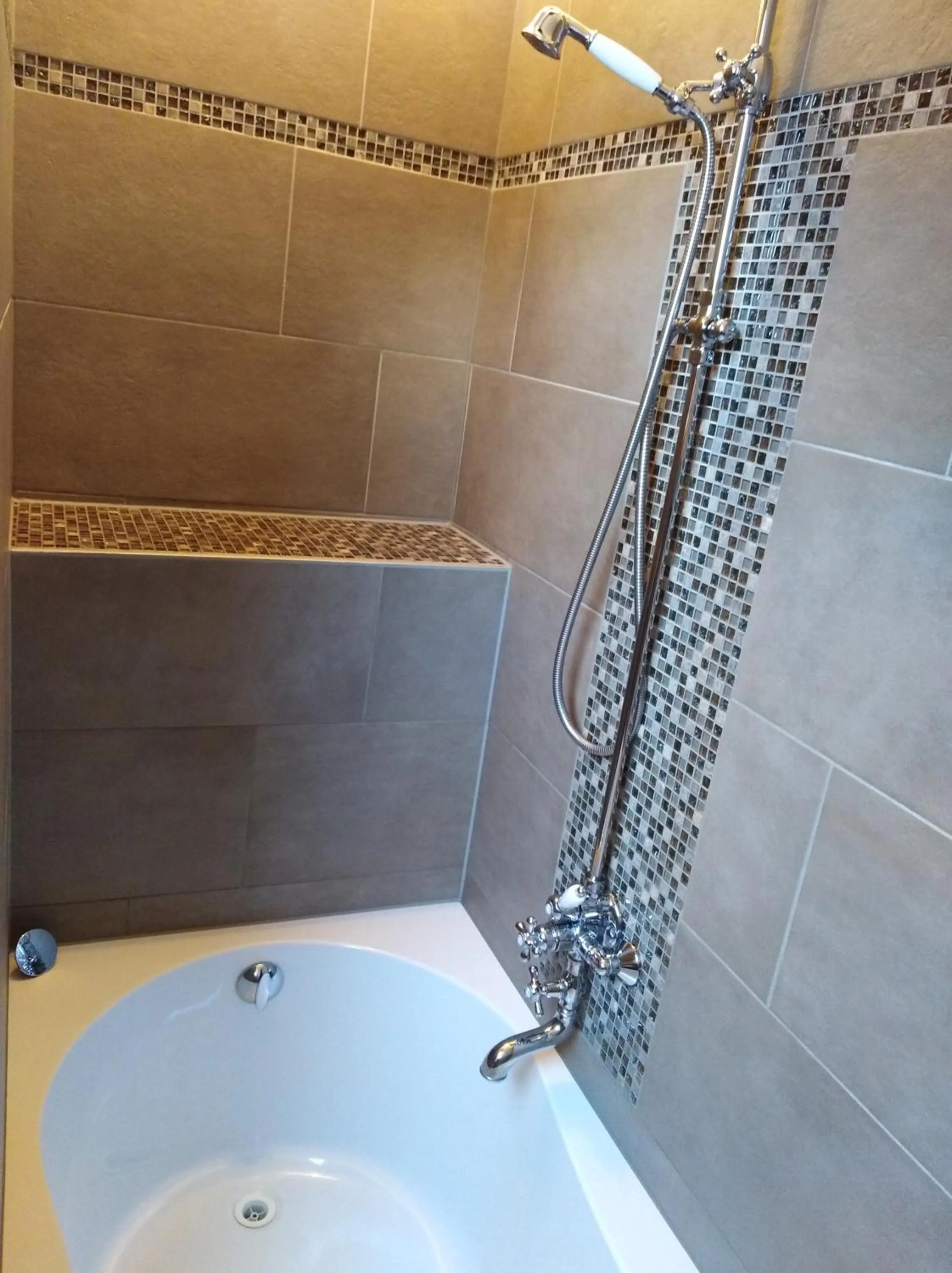 Shower in 't Hooghe Licht Bed & Breakfast