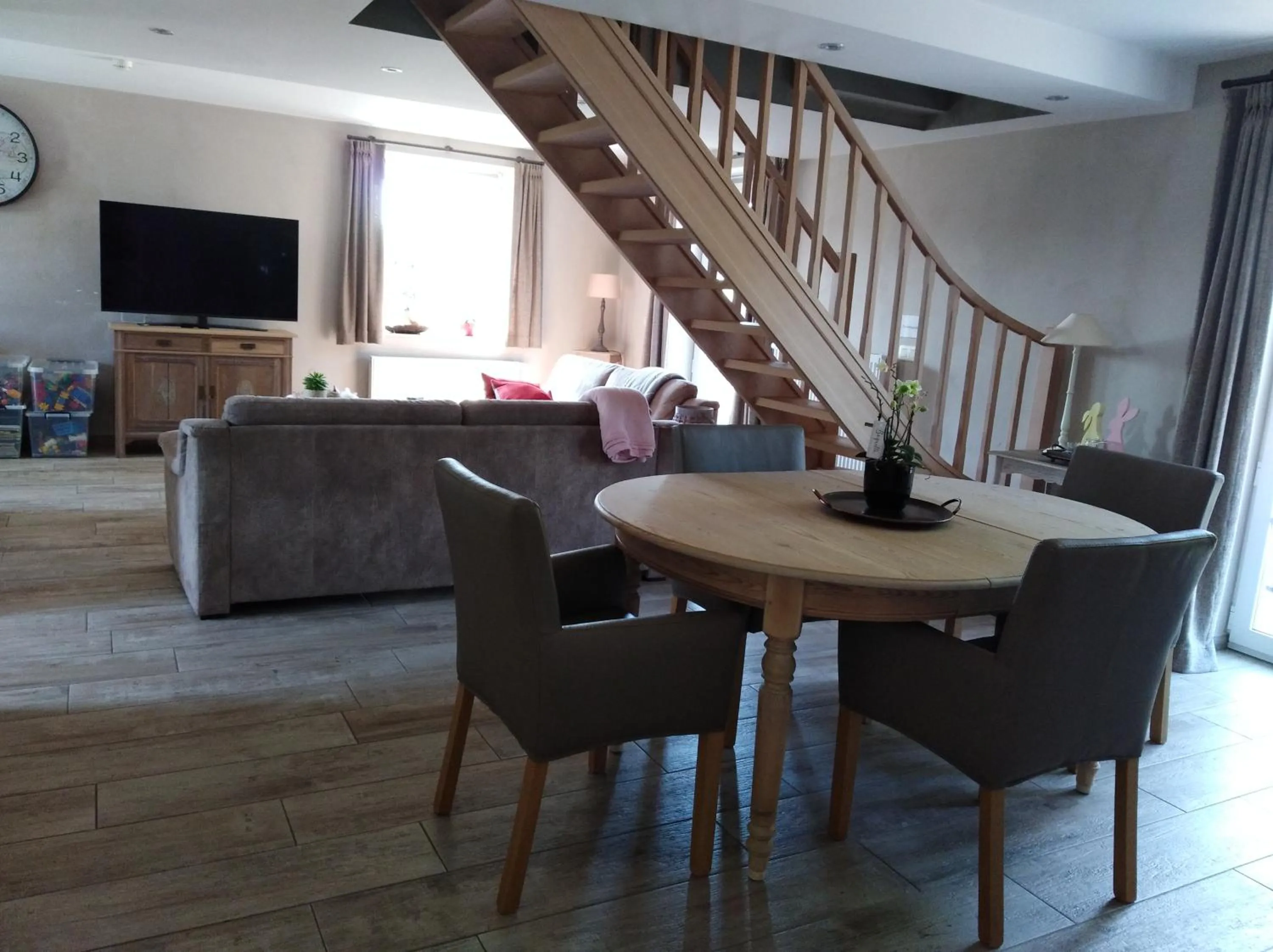 Communal lounge/ TV room in 't Hooghe Licht Bed & Breakfast