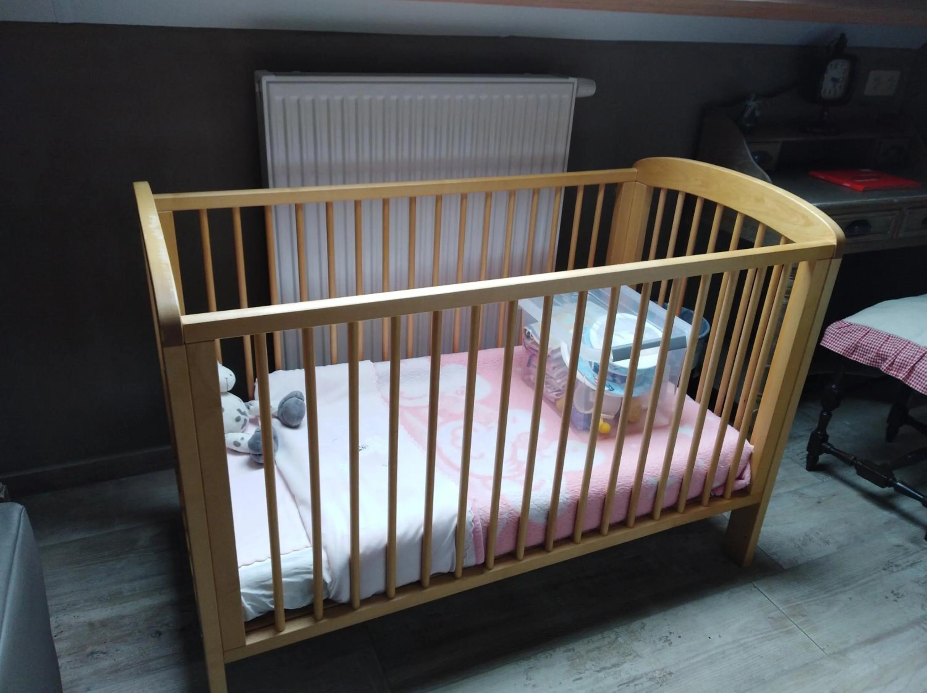 cot, Bed in 't Hooghe Licht Bed & Breakfast