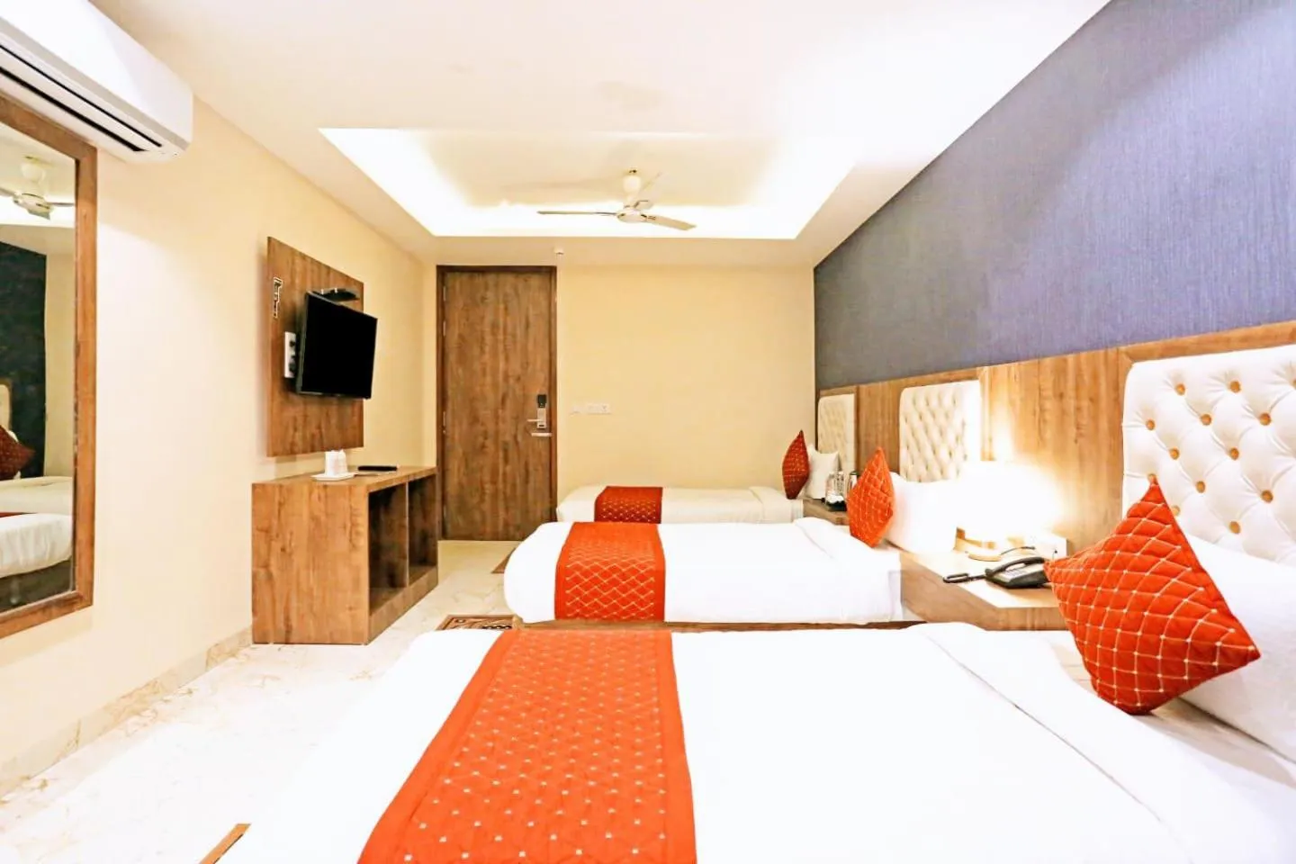 Property building, Bed in Mayda Inn- A Boutique Hotel