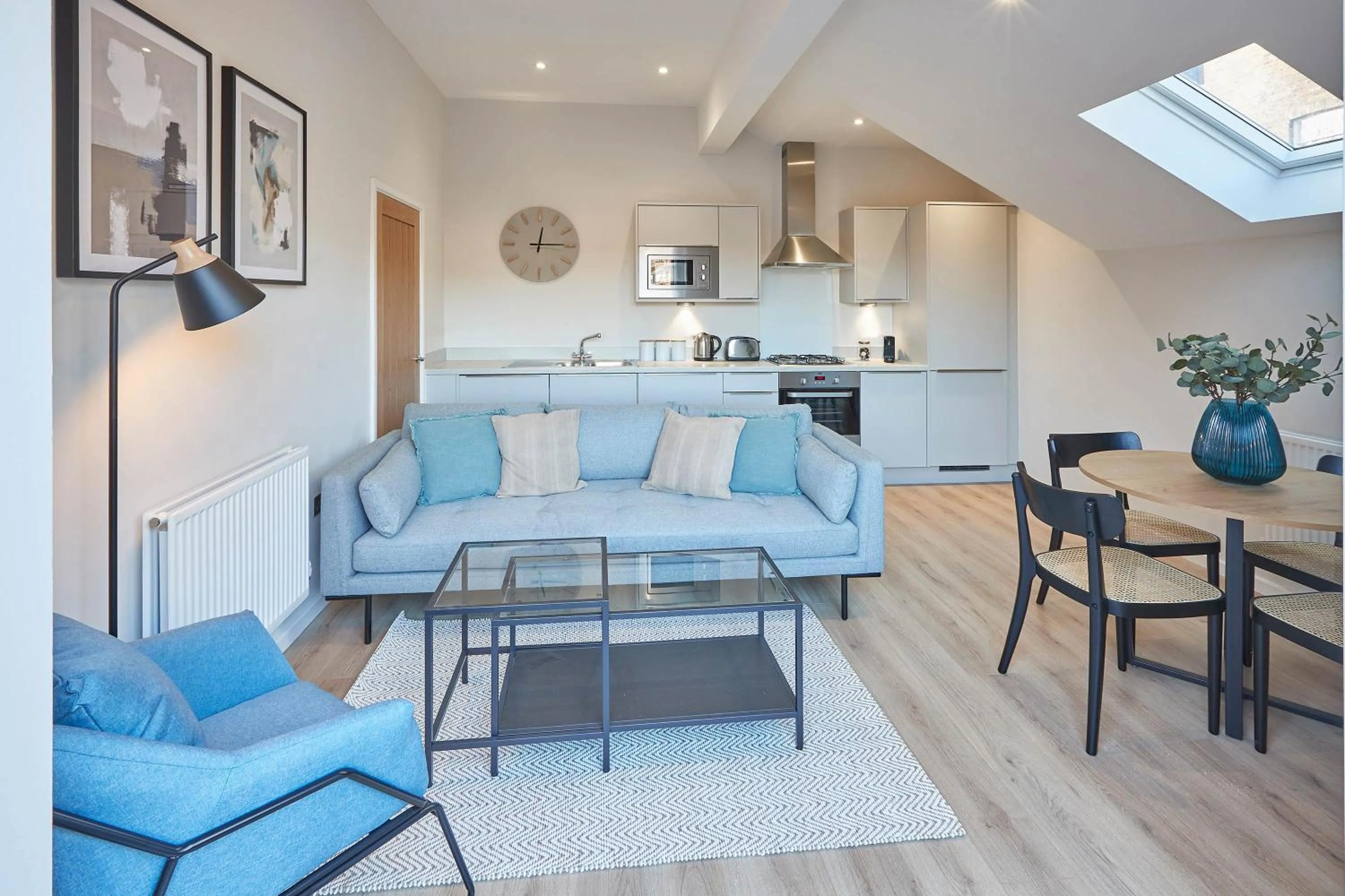 Host & Stay - Skyline Apartment