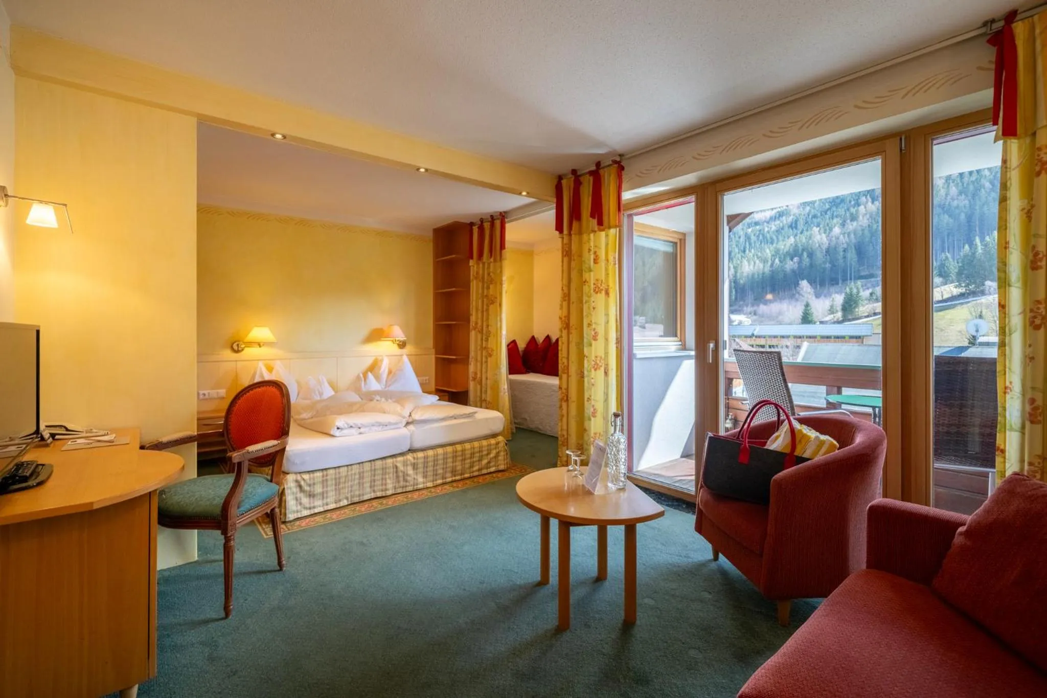 Bed in Naturhotel Ortners Eschenhof