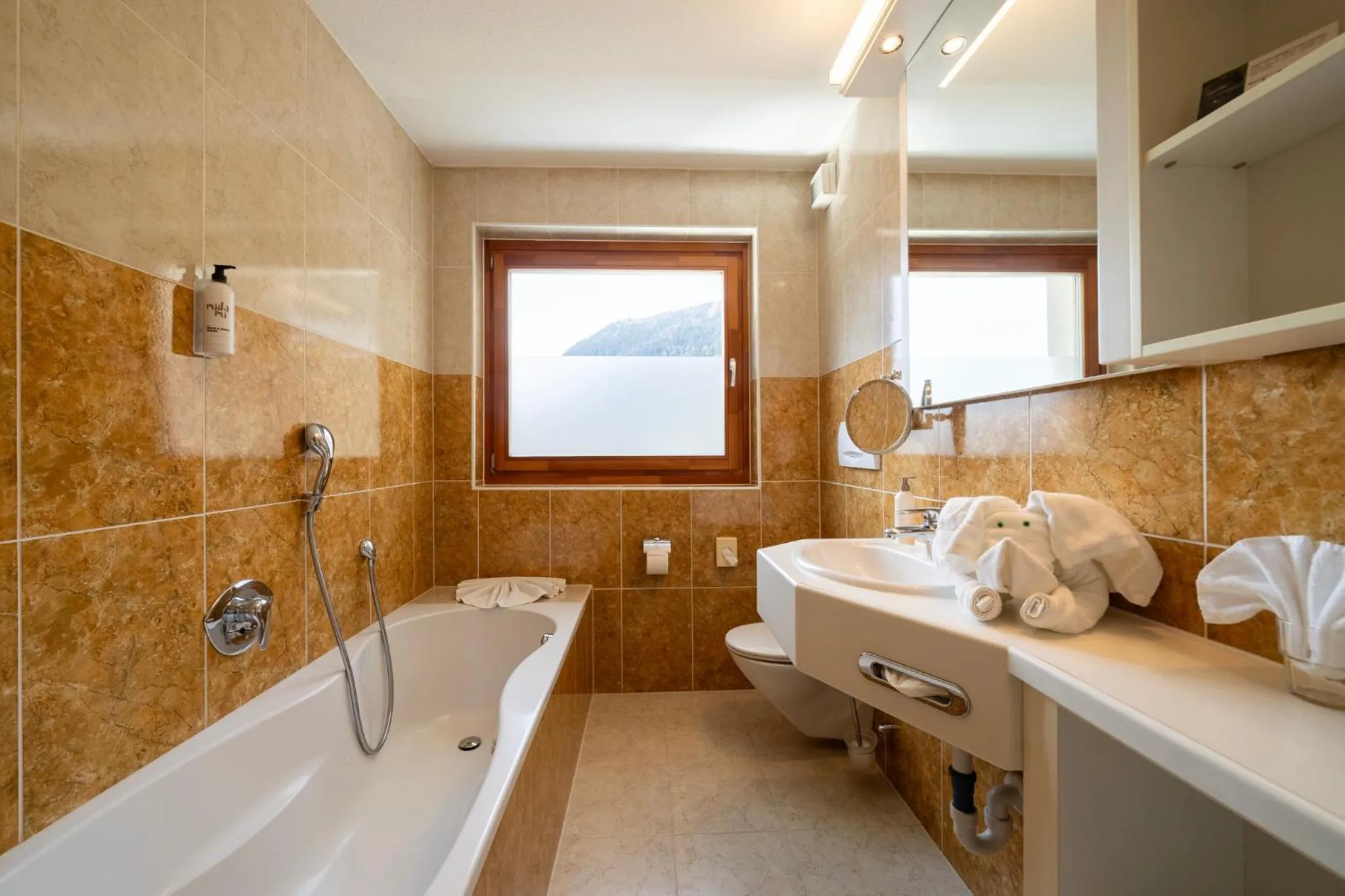 Toilet in Naturhotel Ortners Eschenhof