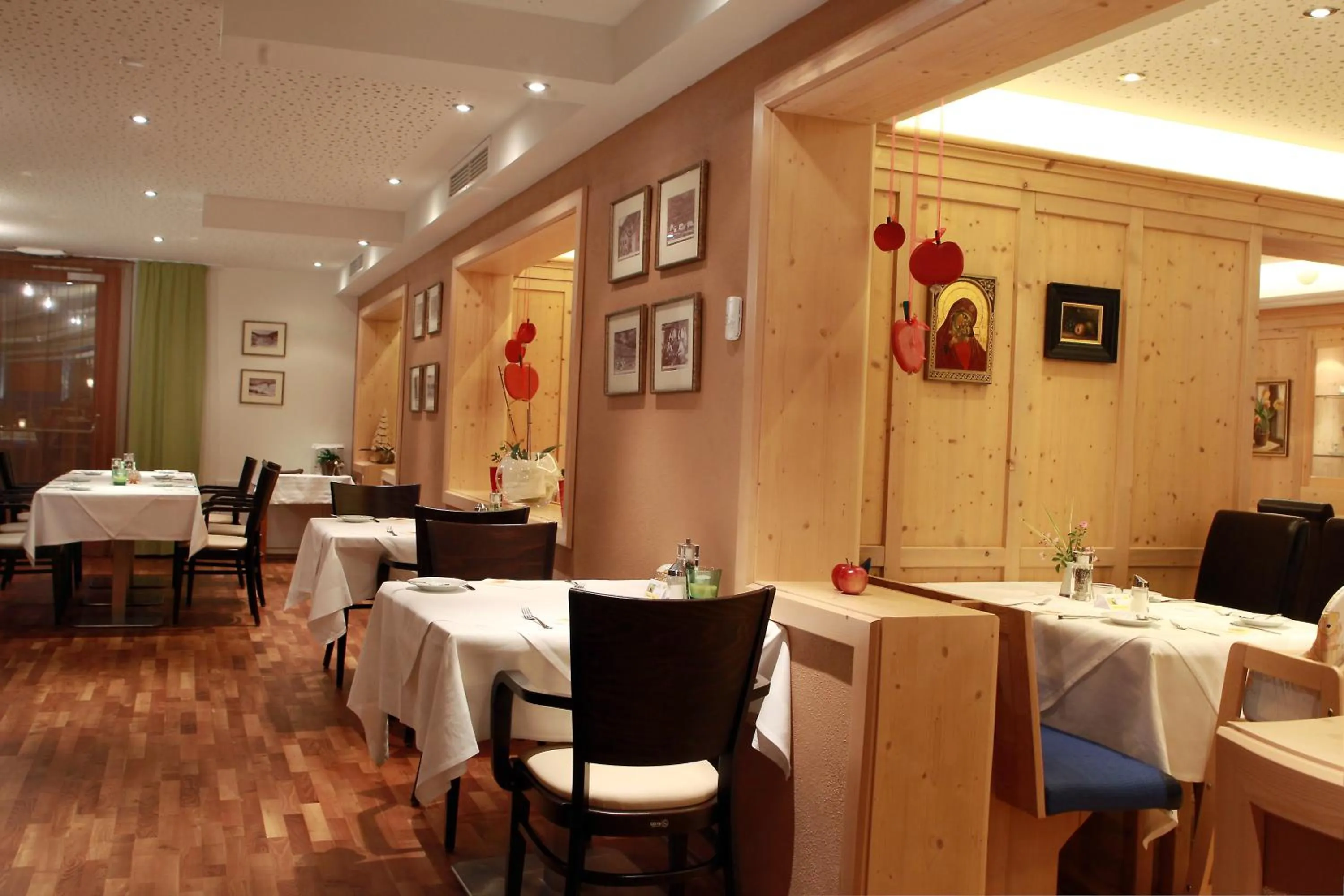 Restaurant/places to eat in Naturhotel Ortners Eschenhof