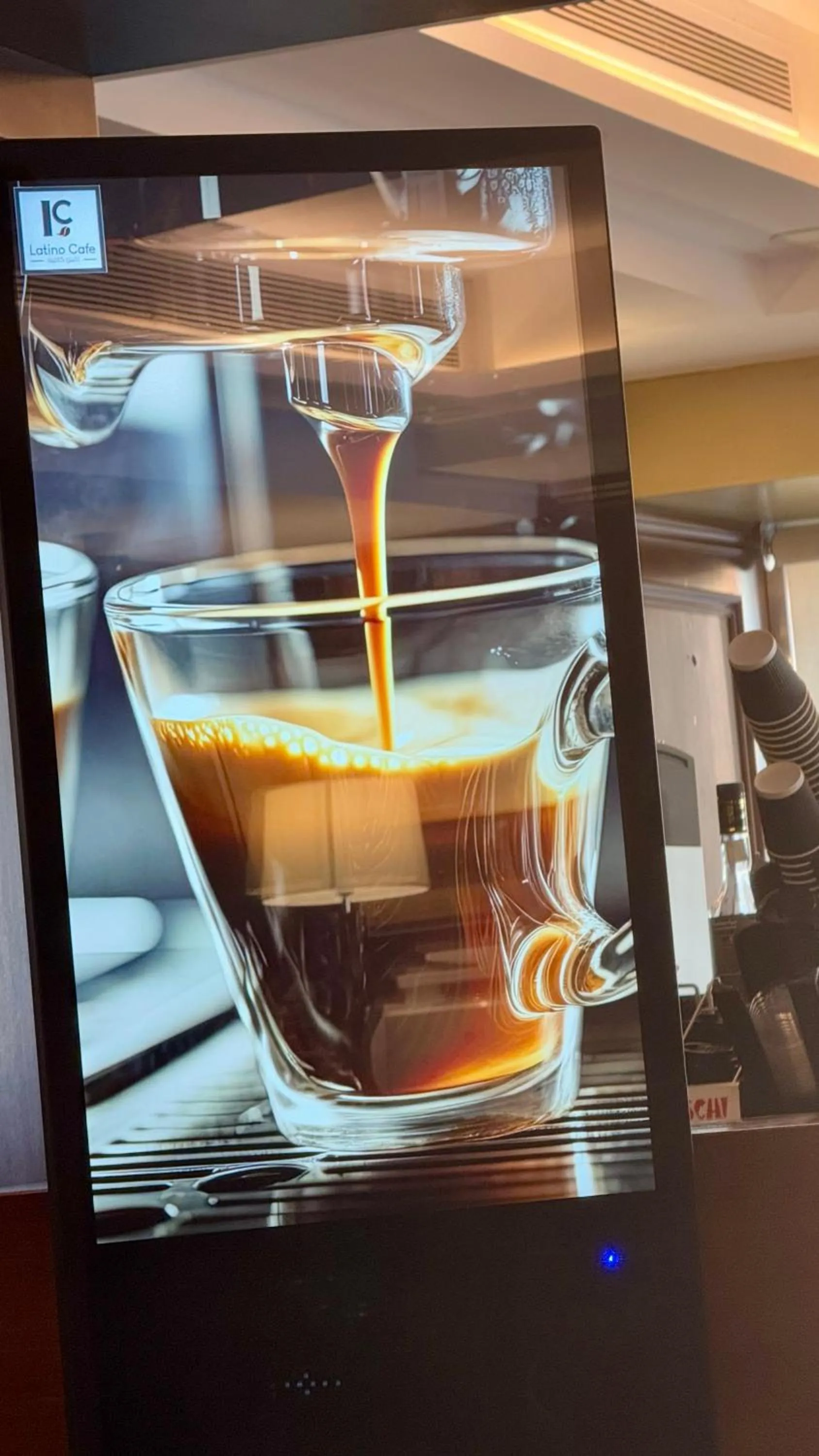 Coffee/tea facilities in Laten Suites Prince Sultan