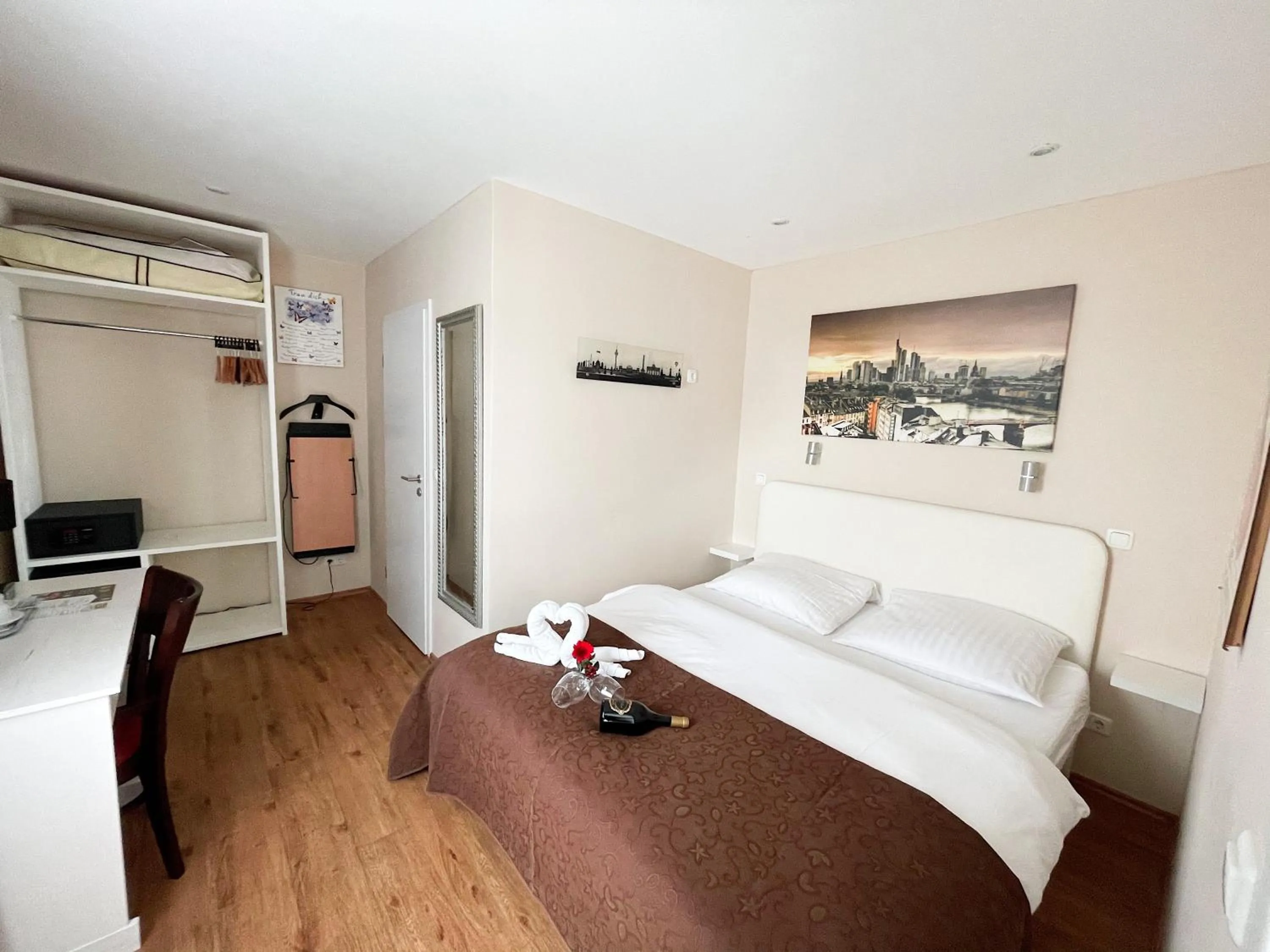 Bed in Glashütten Hotel