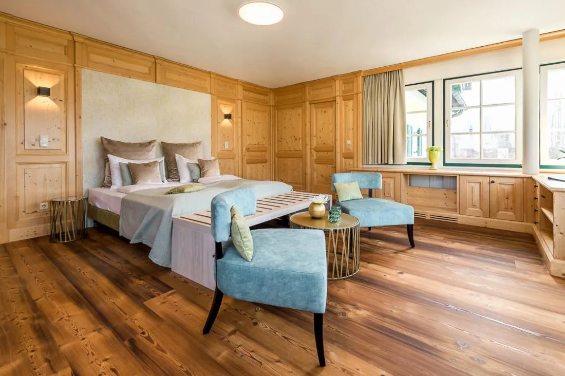 Bed in Seehotel Brandauer's Villen