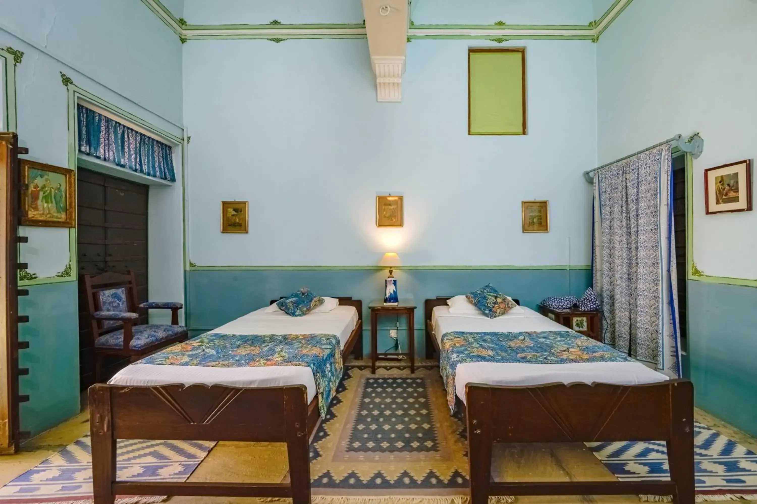 Bed in Neemrana's - Piramal Haveli Bed in Neemrana's - Piramal Haveli