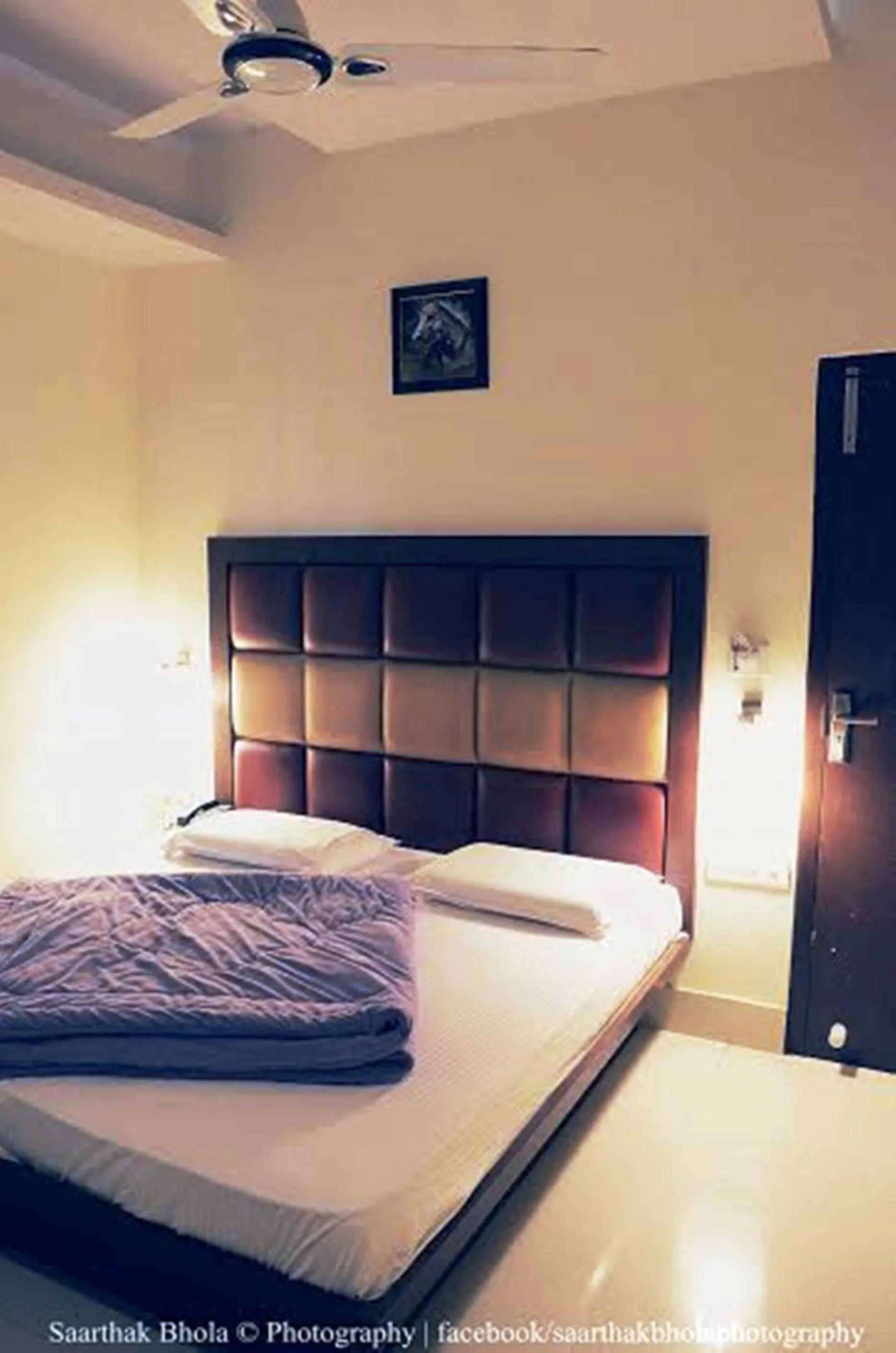 Photo of the whole room, Bed in Hotel Star Inn